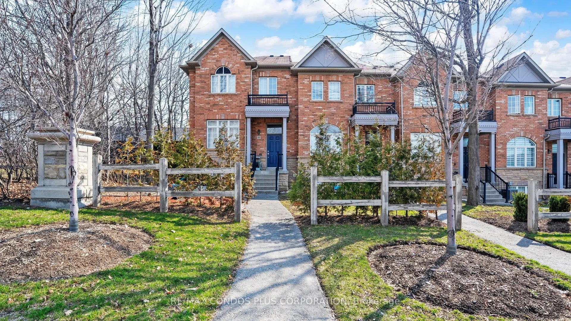 8777 Dufferin Street #22