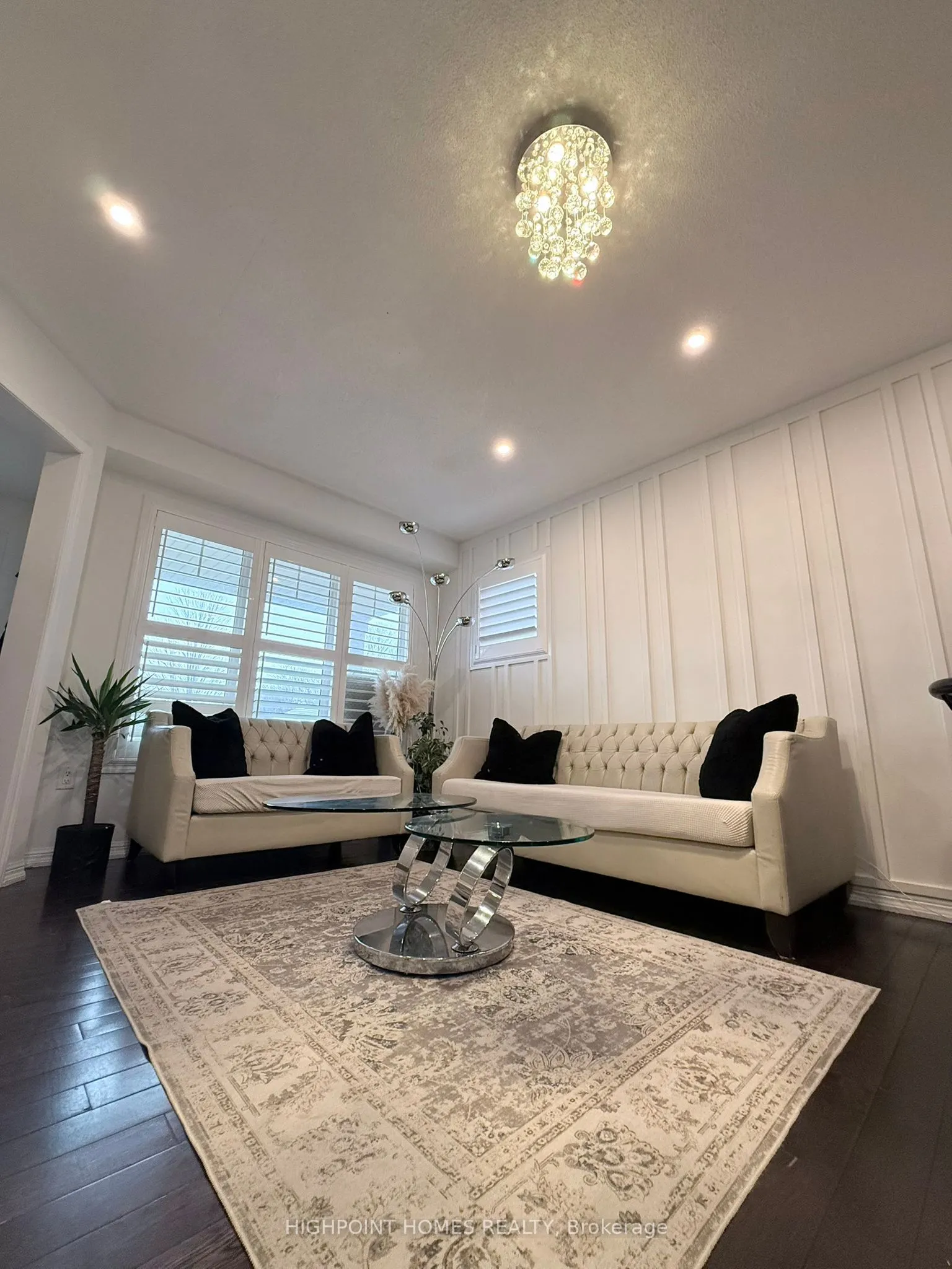 174 Miltrose Crescent