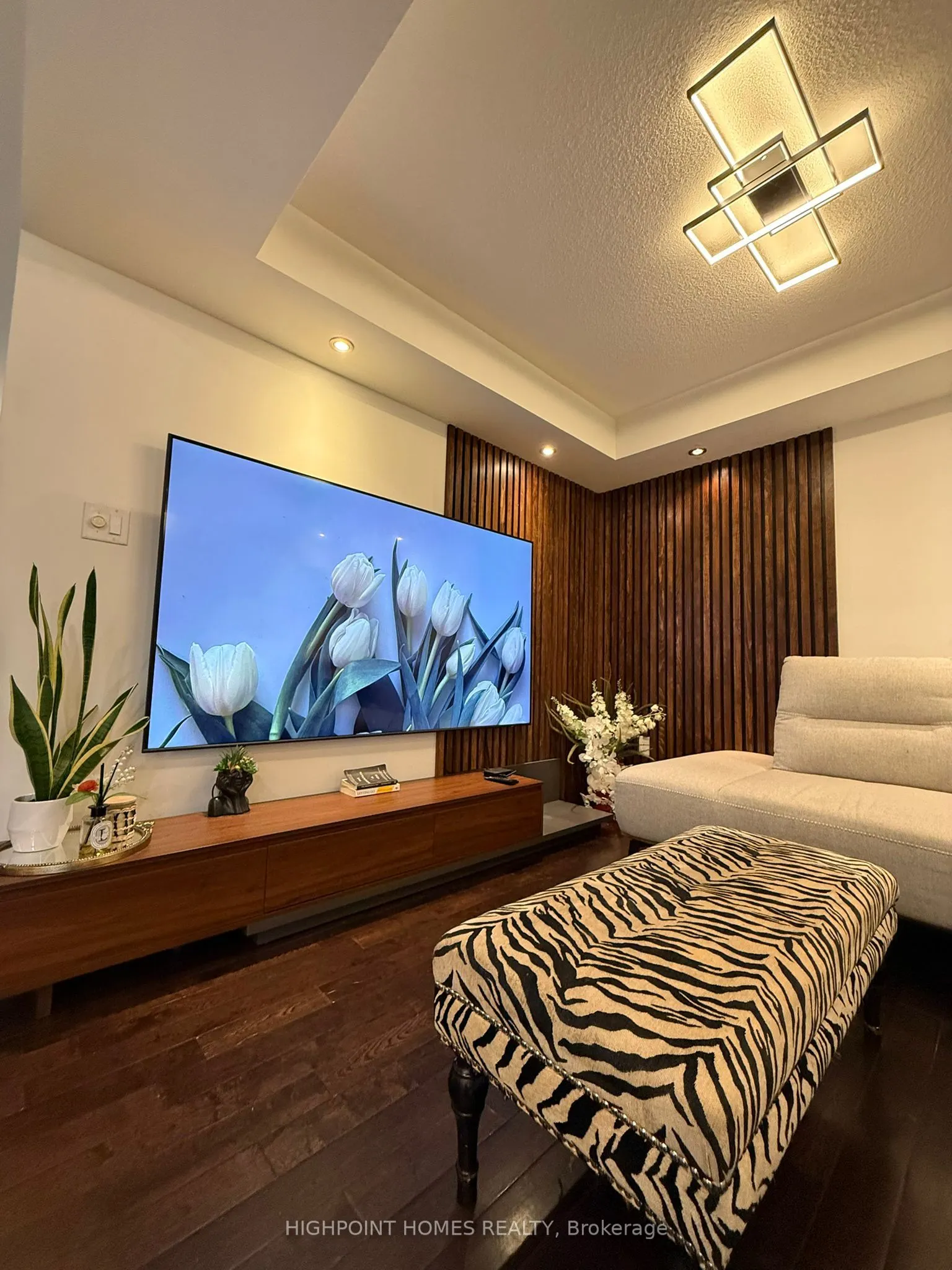 174 Miltrose Crescent