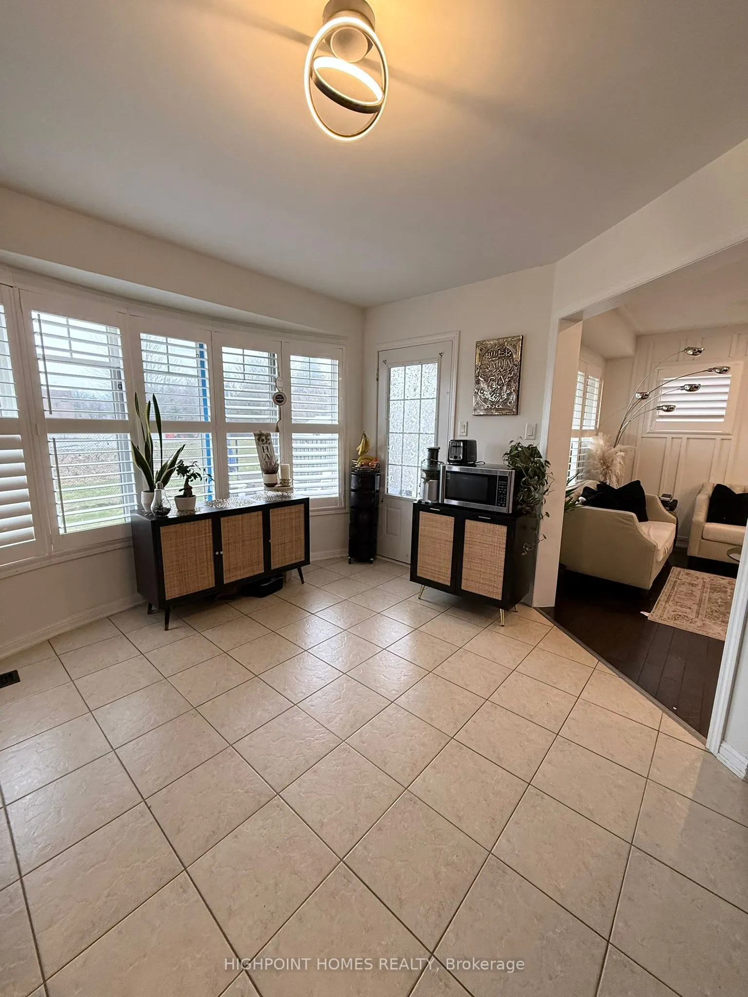 174 Miltrose Crescent