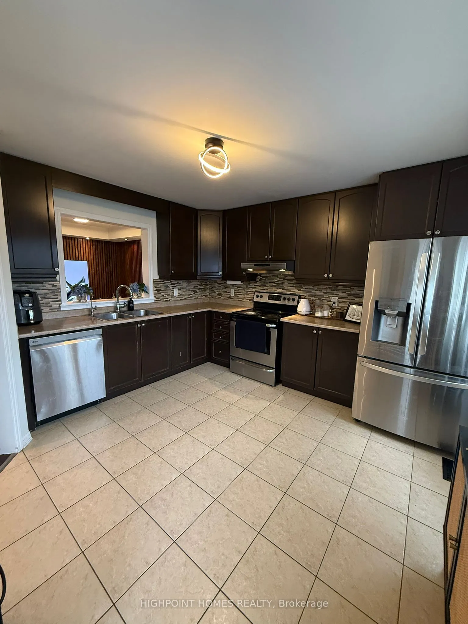 174 Miltrose Crescent