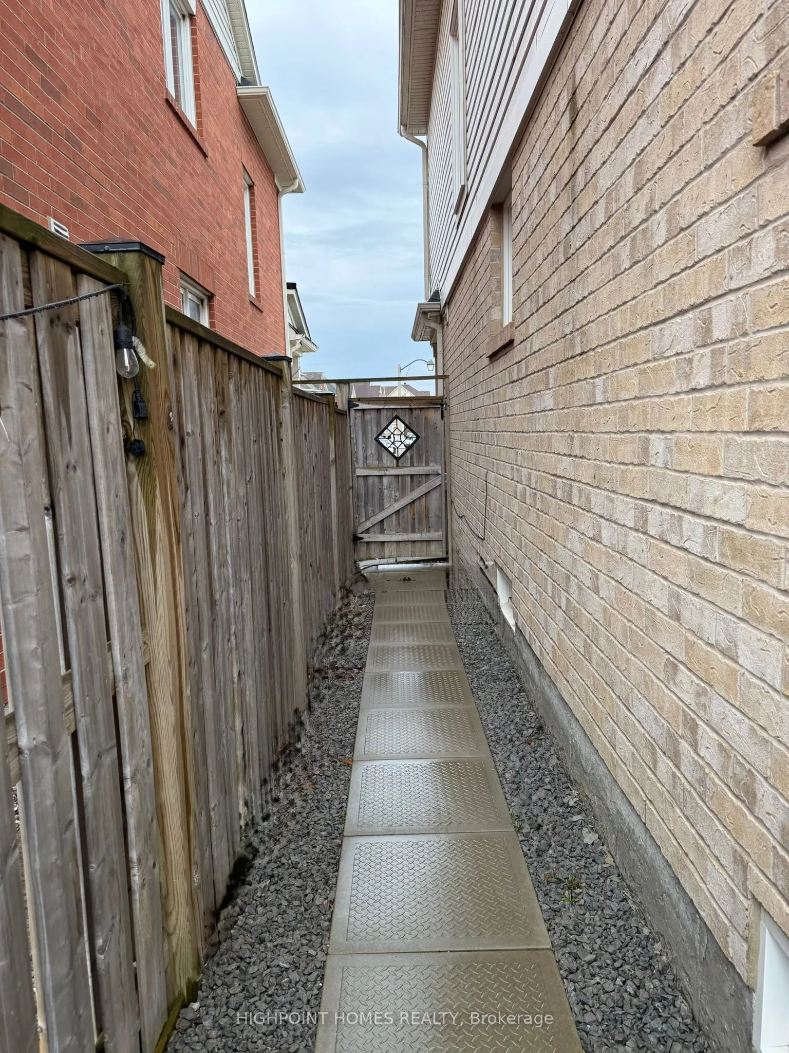 174 Miltrose Crescent