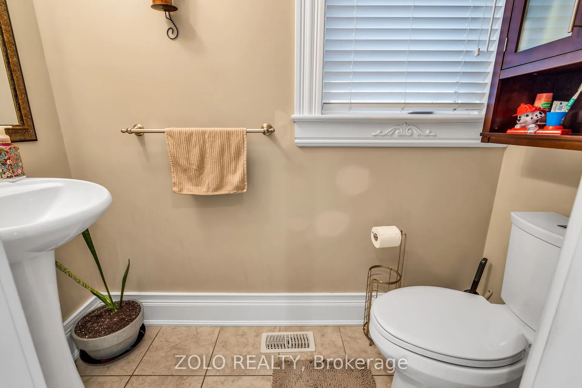 15 Ozner Crescent