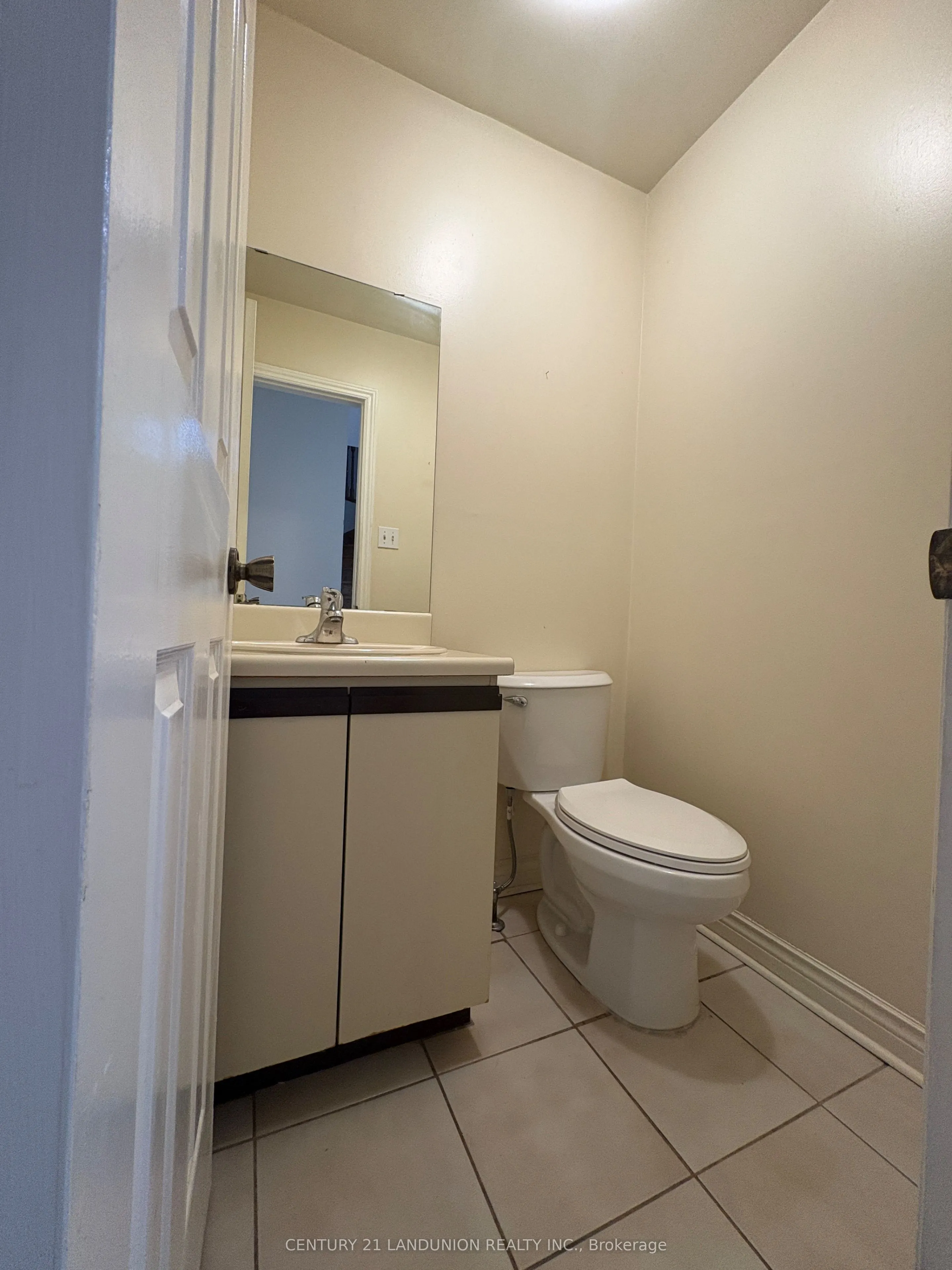 Main 48 Marchwood Crescent