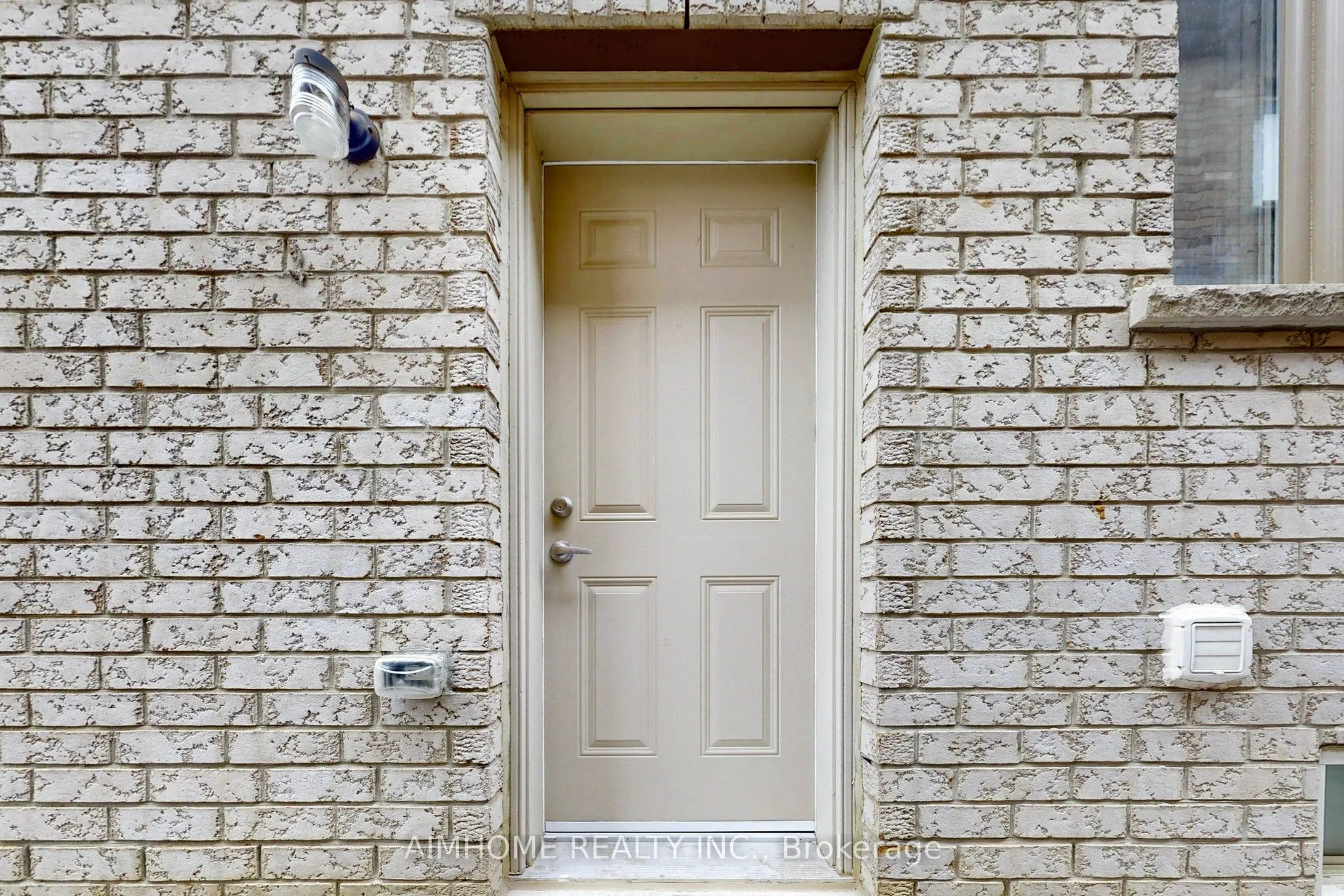 35 Marbrook Street