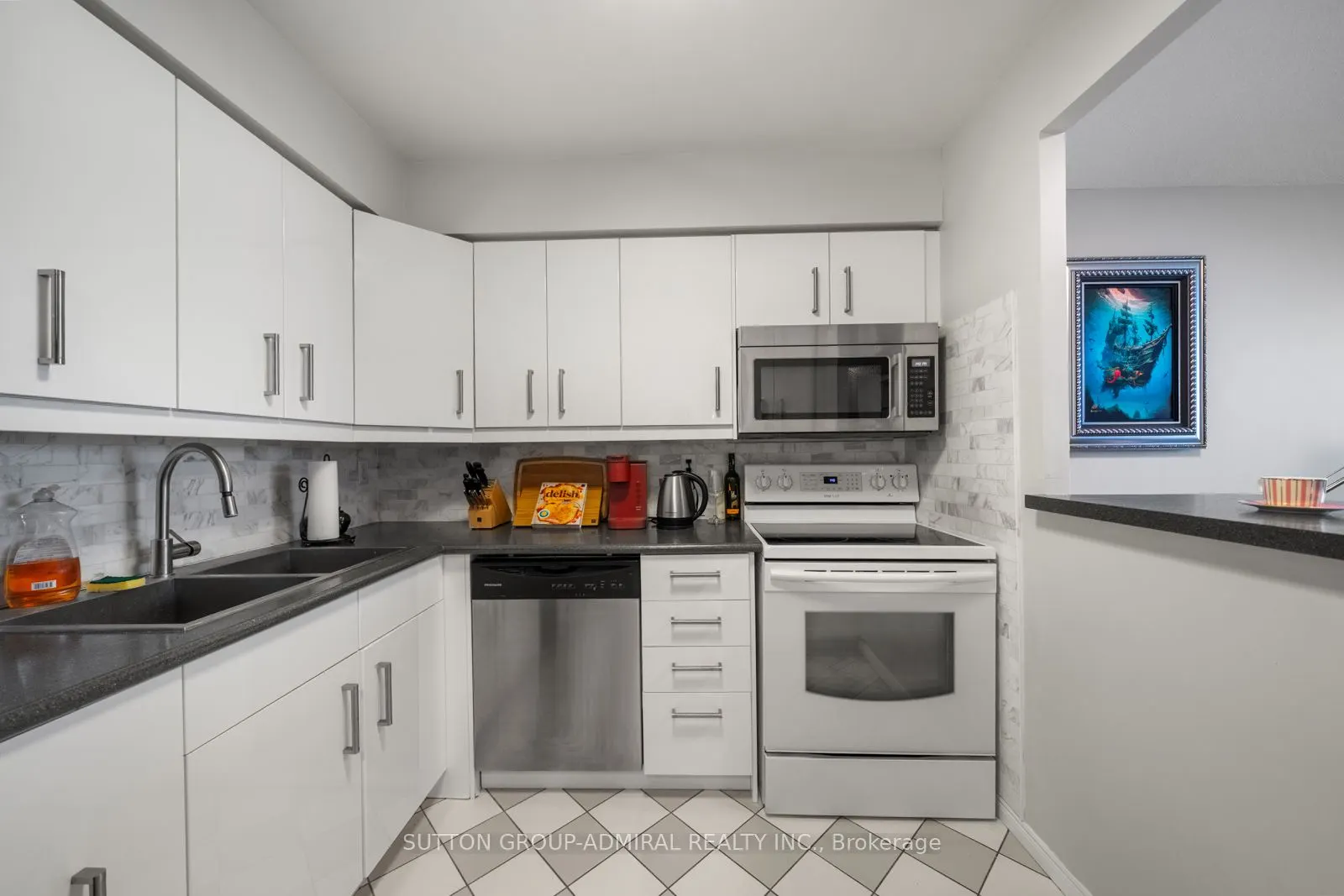81 Townsgate Drive #1103