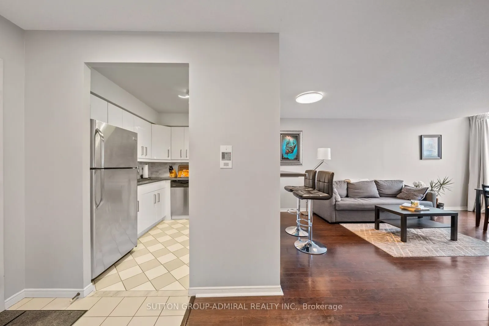 81 Townsgate Drive #1103