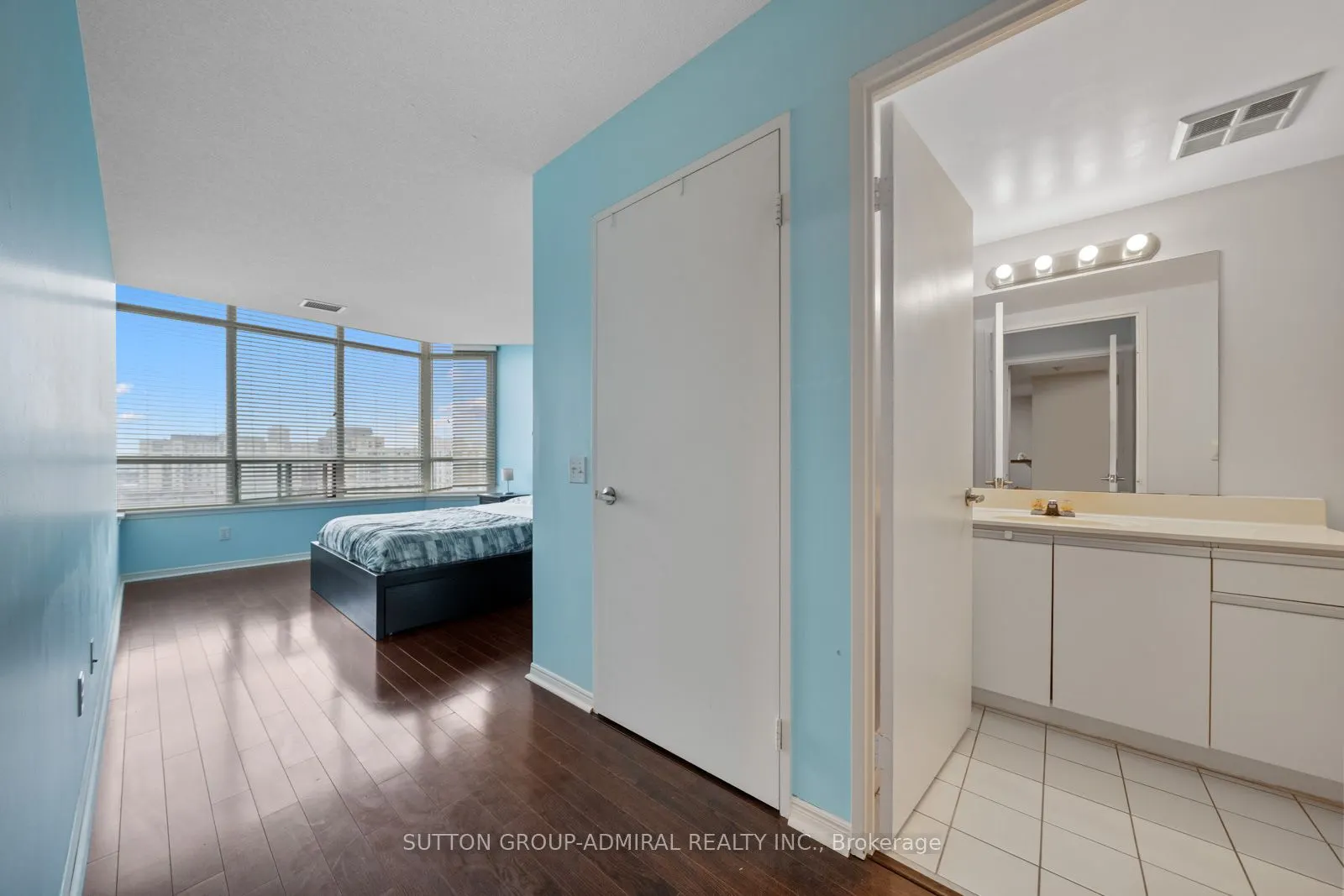81 Townsgate Drive #1103