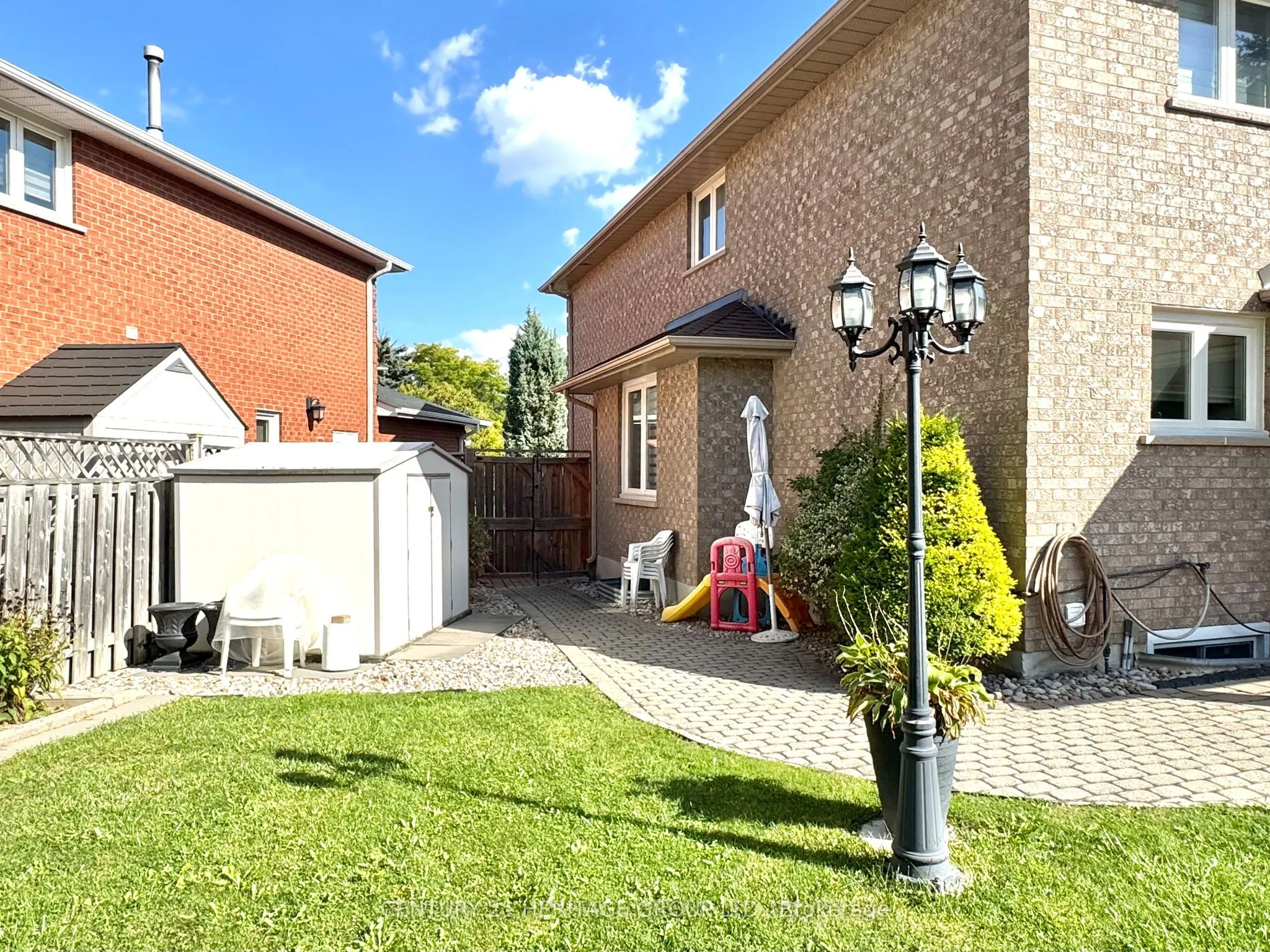 12 Lavinio Court