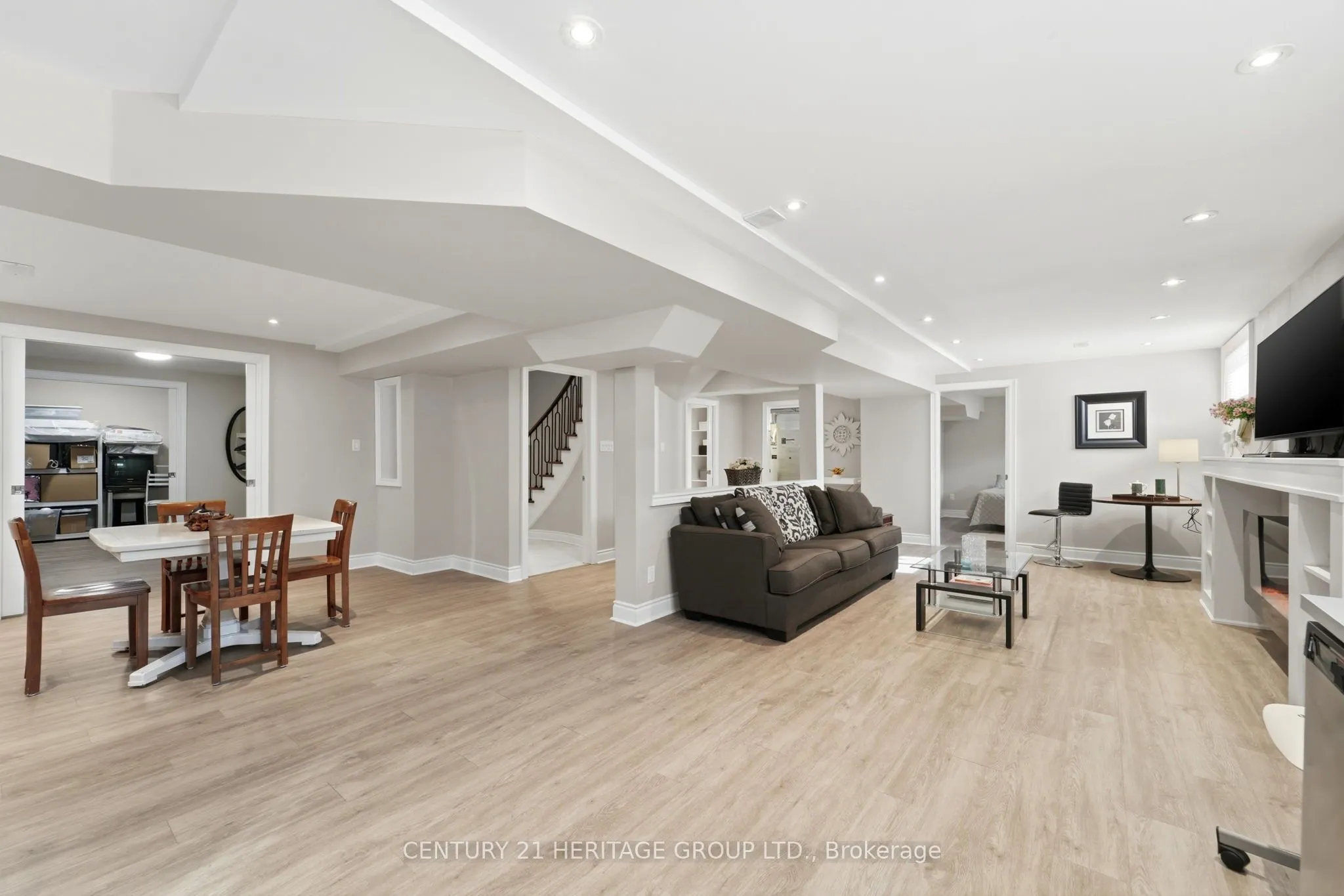 12 Lavinio Court