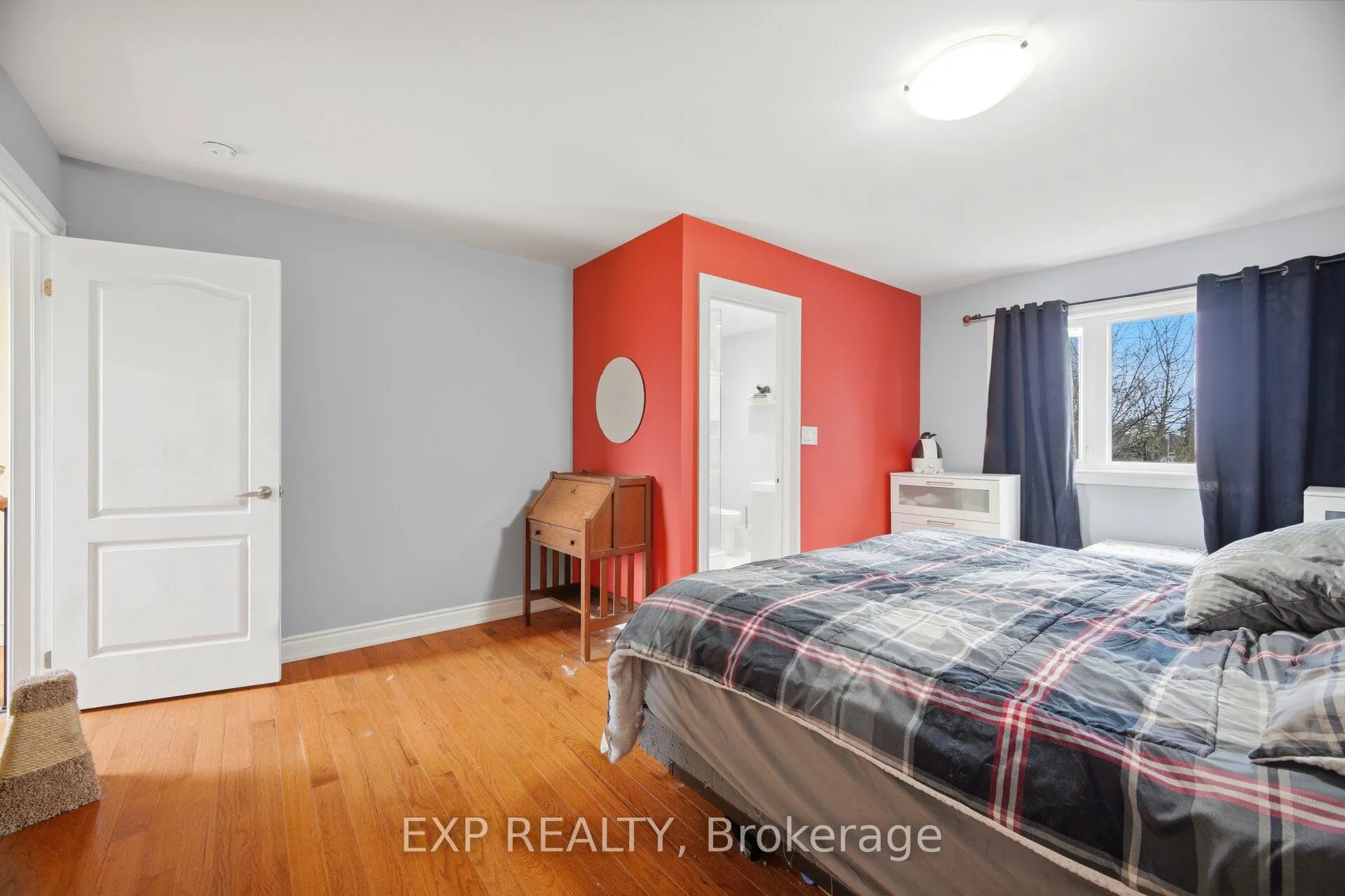 274 Demaine Crescent