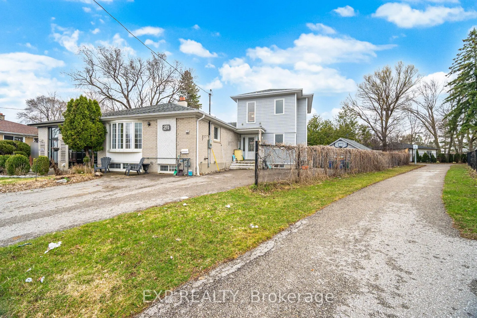 274 Demaine Crescent