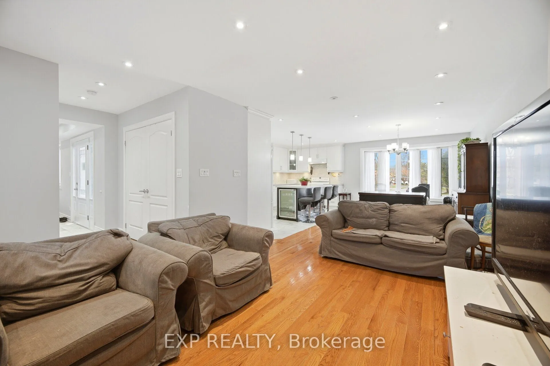 274 Demaine Crescent