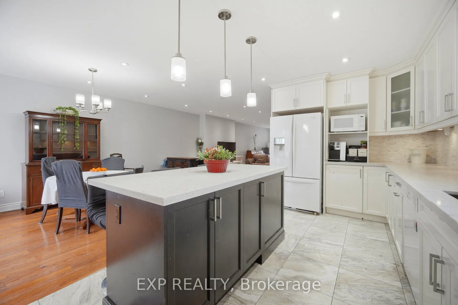 274 Demaine Crescent