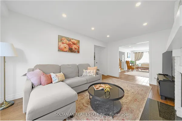54 Braeburn Drive