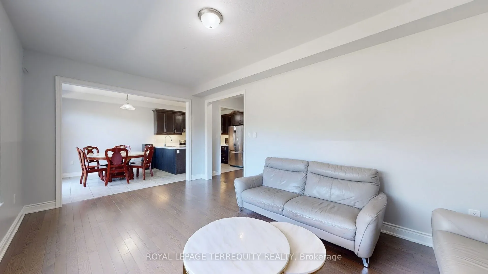 28 Richmond Park Drive