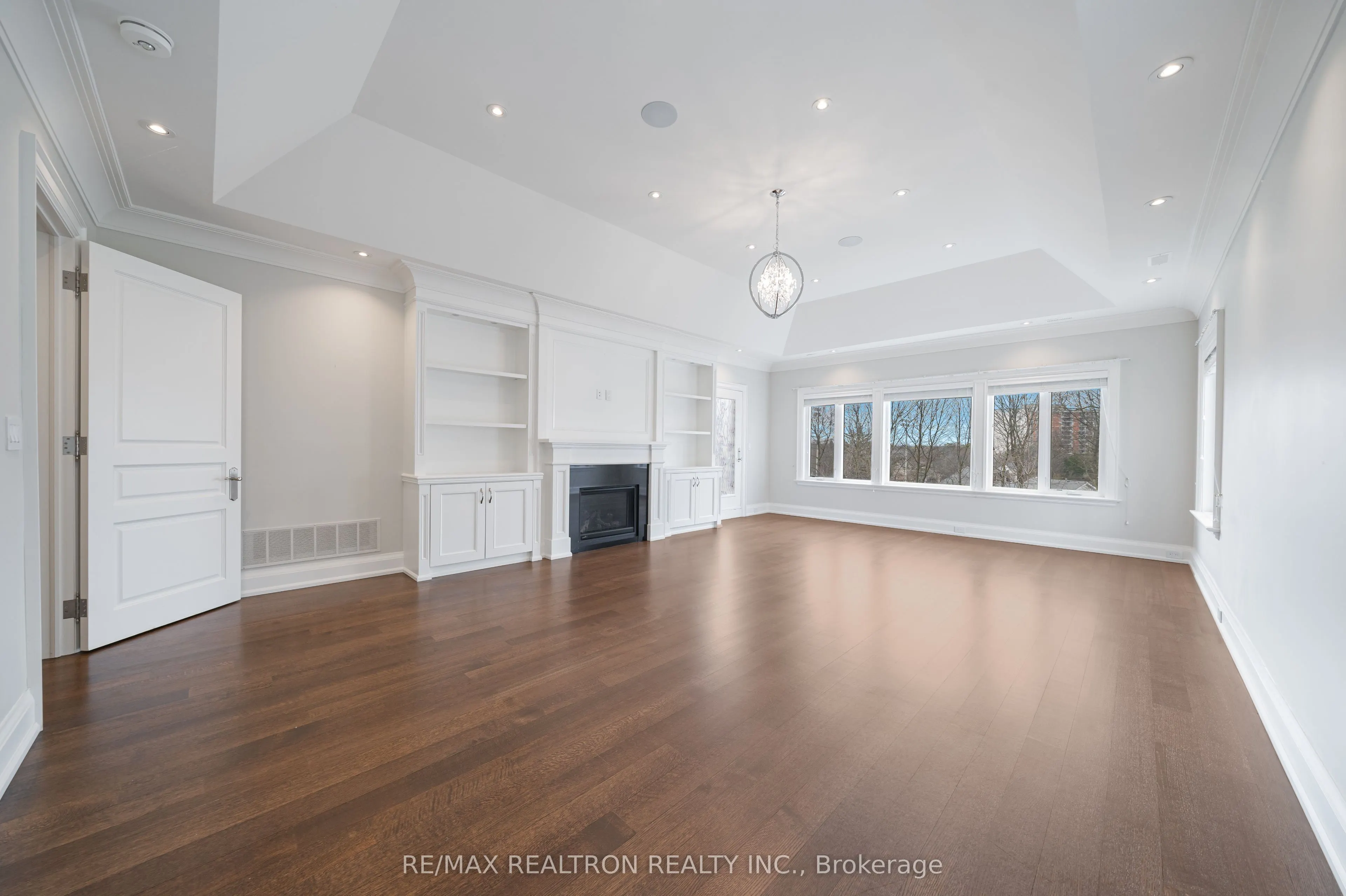 9 Thornbank Road