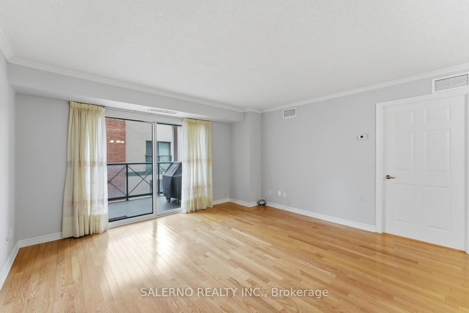 141 Woodbridge Avenue #312