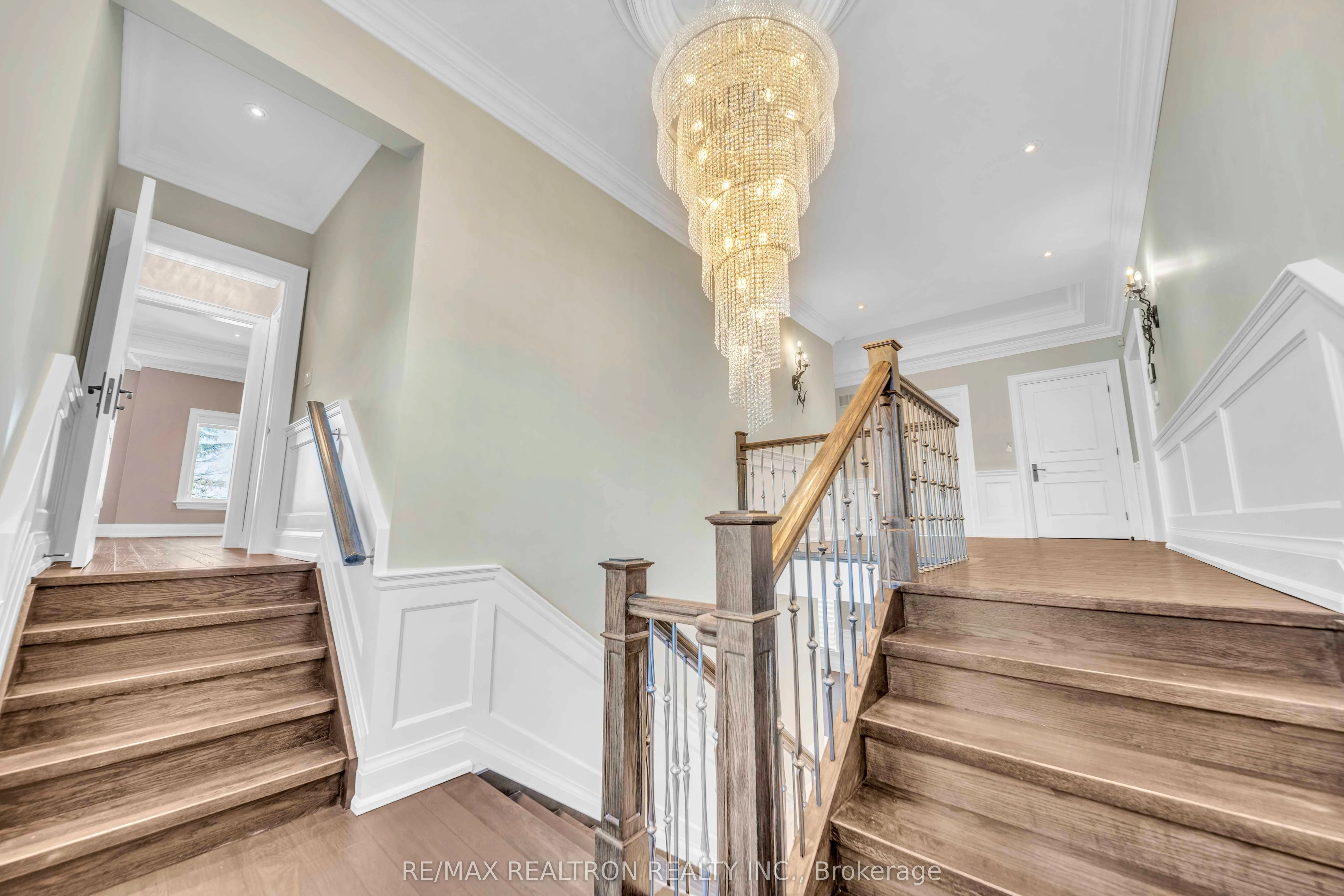 74 Yongehurst Road