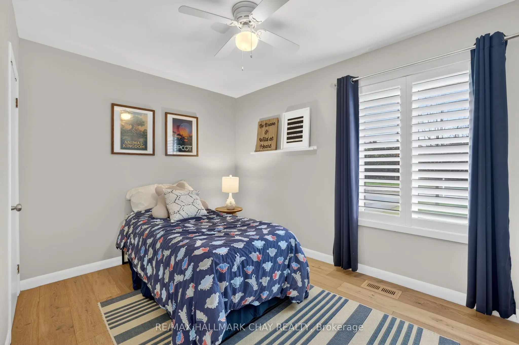1587 Mount Albert Road