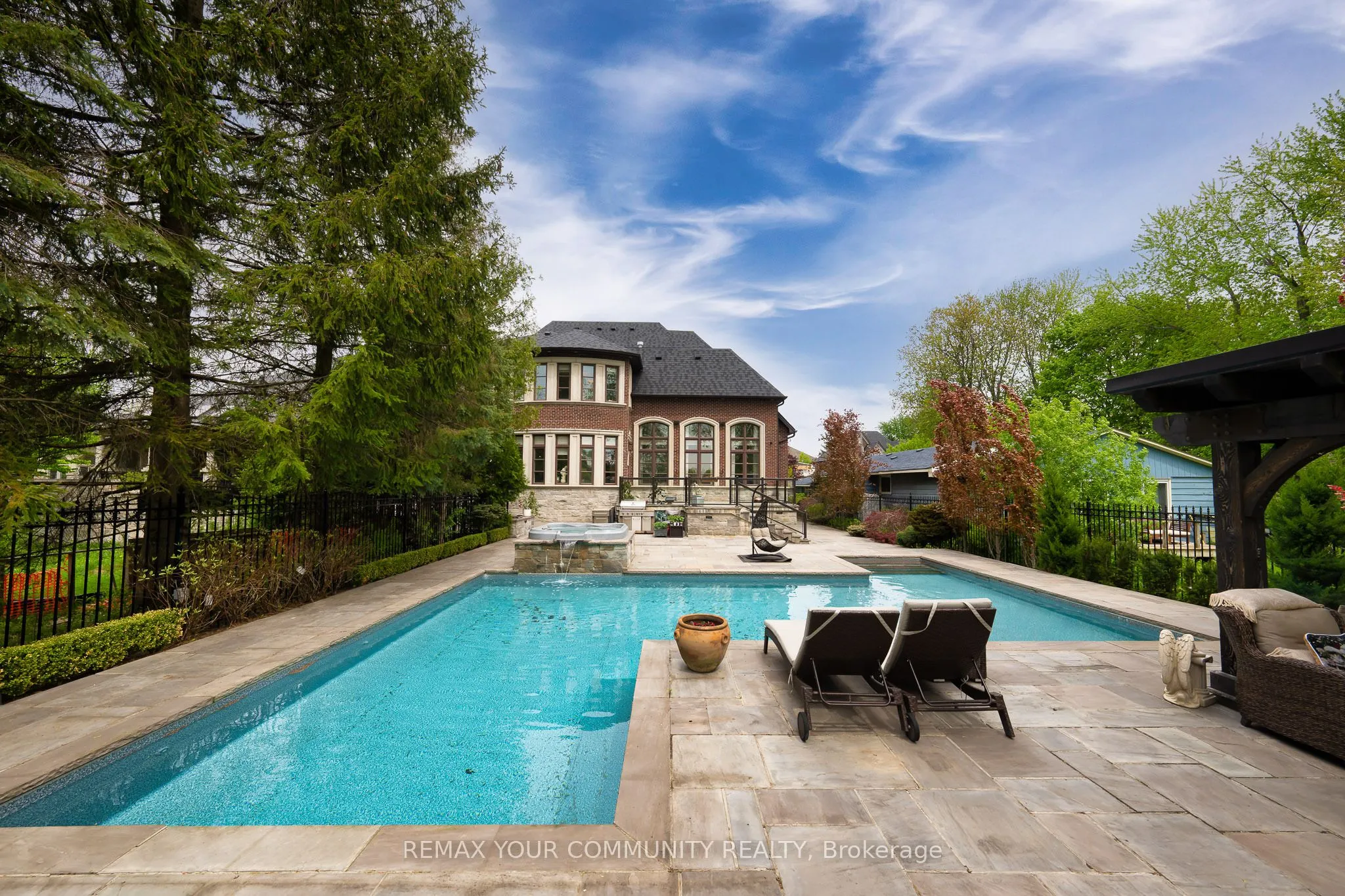 173 Lakeland Crescent