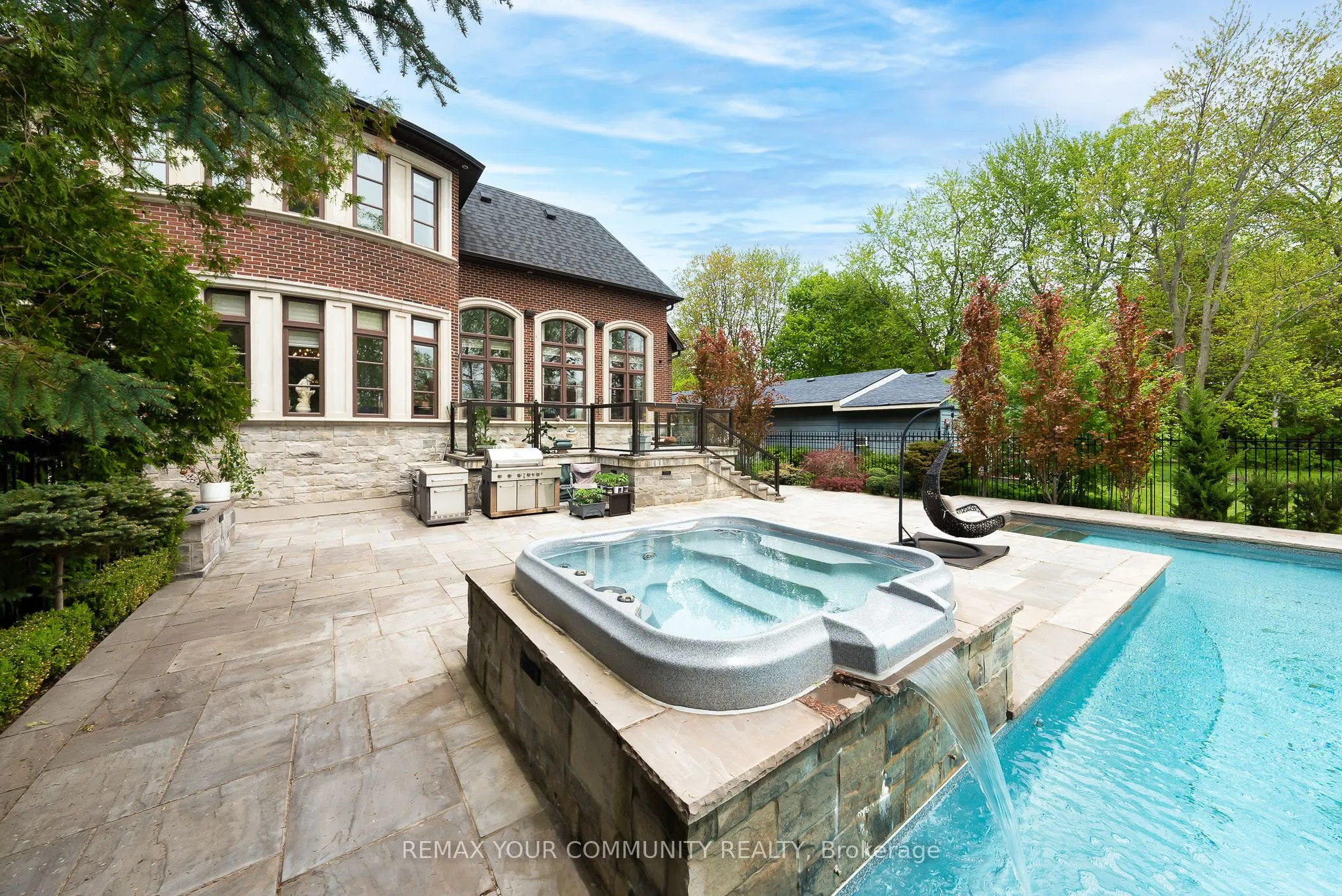 173 Lakeland Crescent