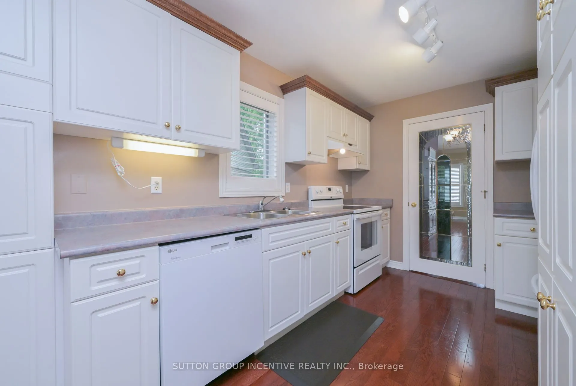 4 Belair Place #22