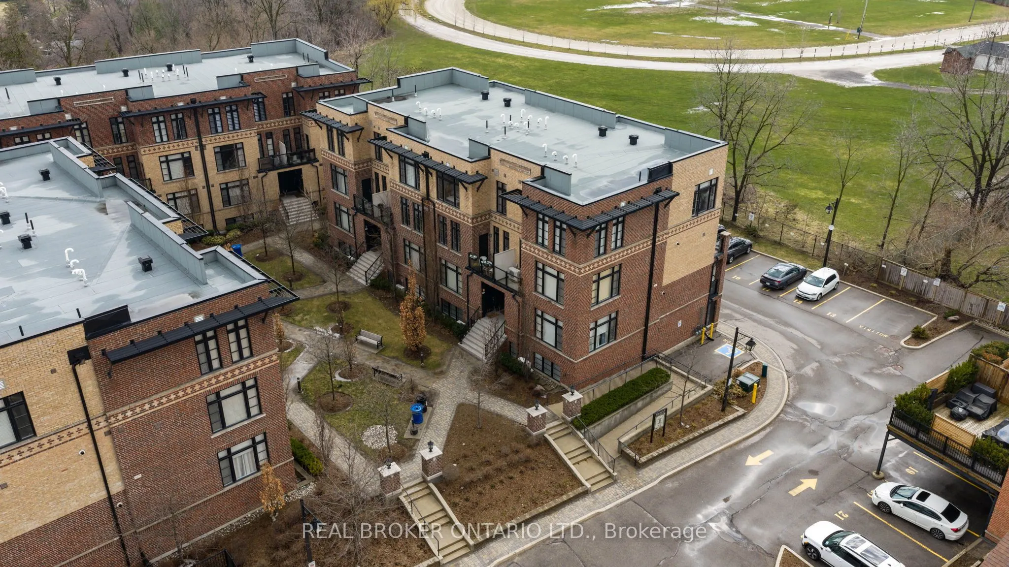 8167 Kipling Avenue #43