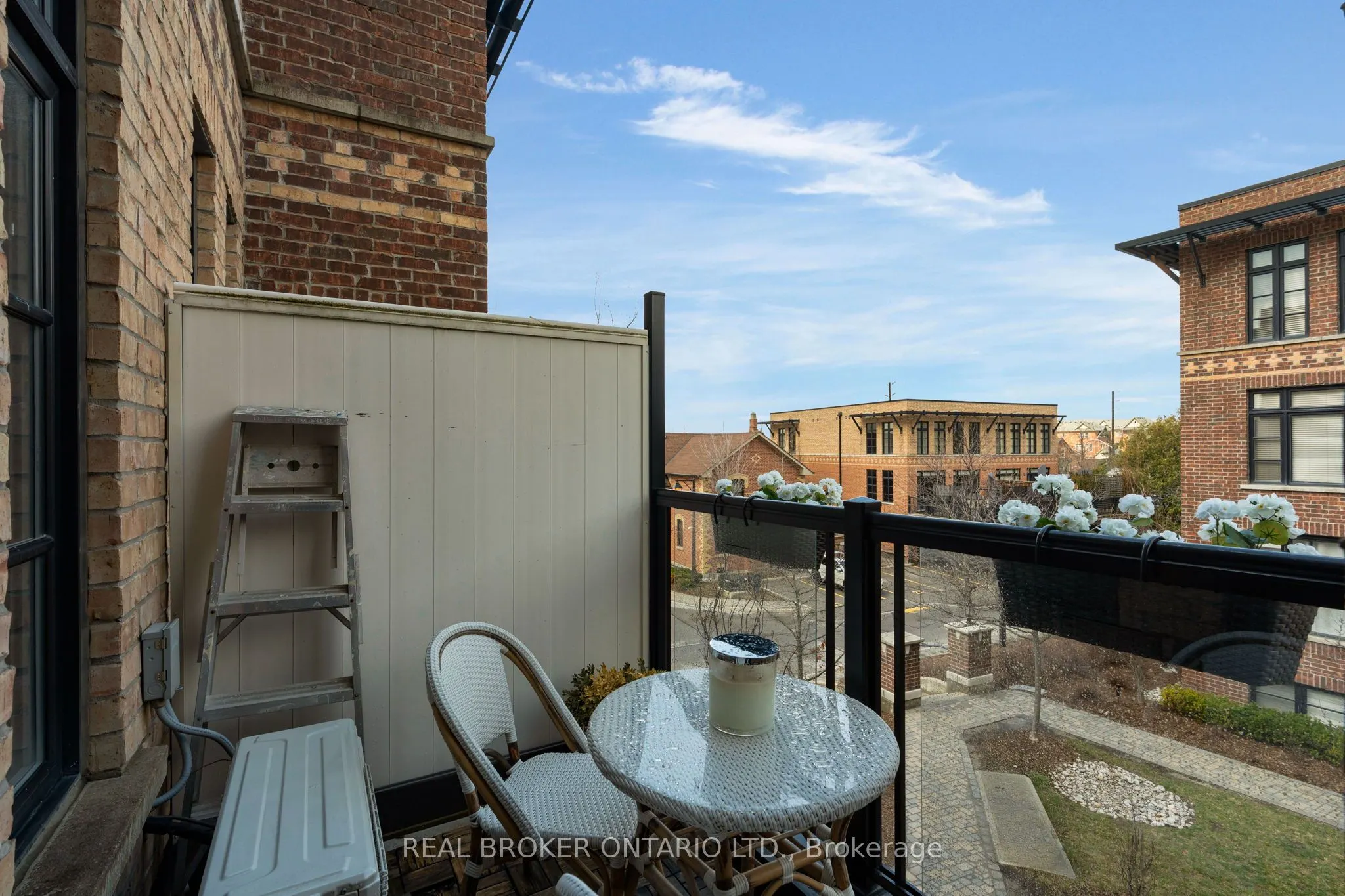 8167 Kipling Avenue #43