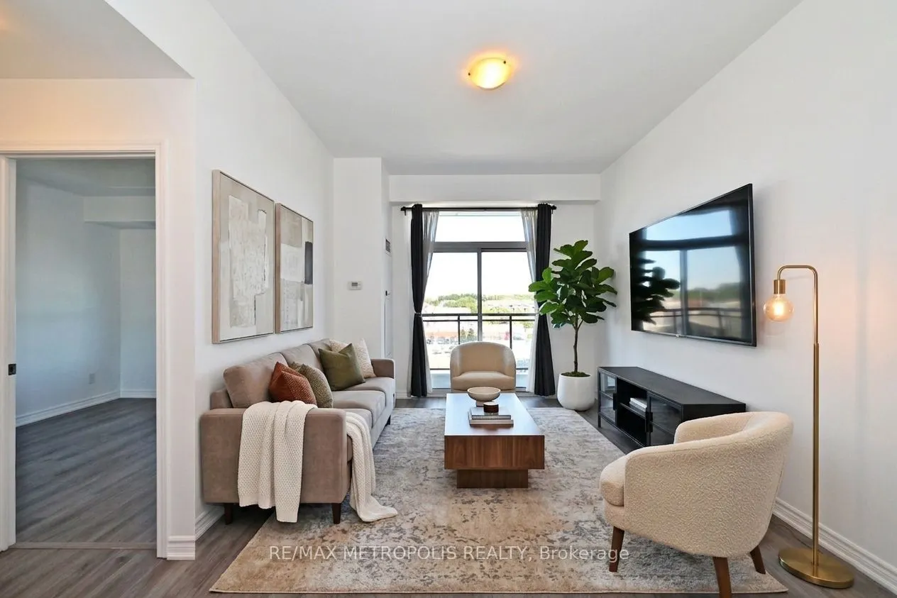11611 Yonge Street #809