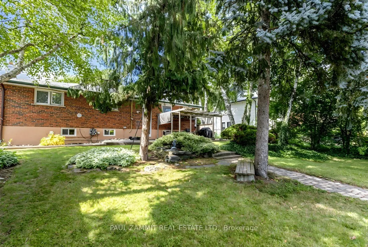 47 Ladyslipper Court