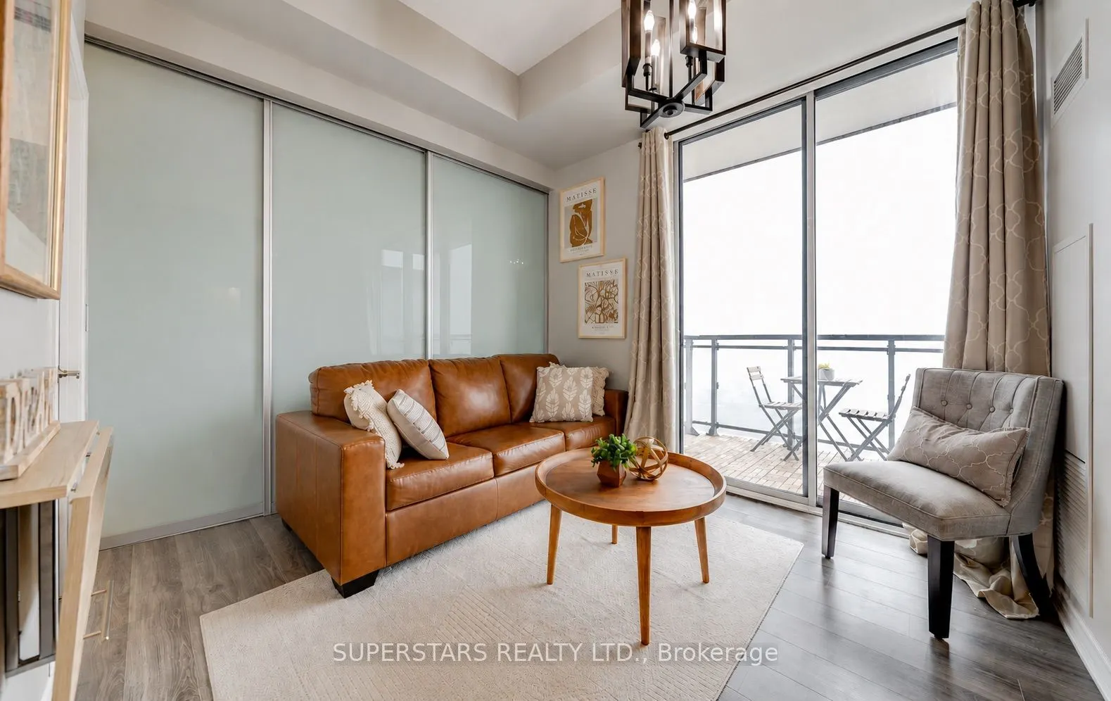 11611 Yonge Street #525