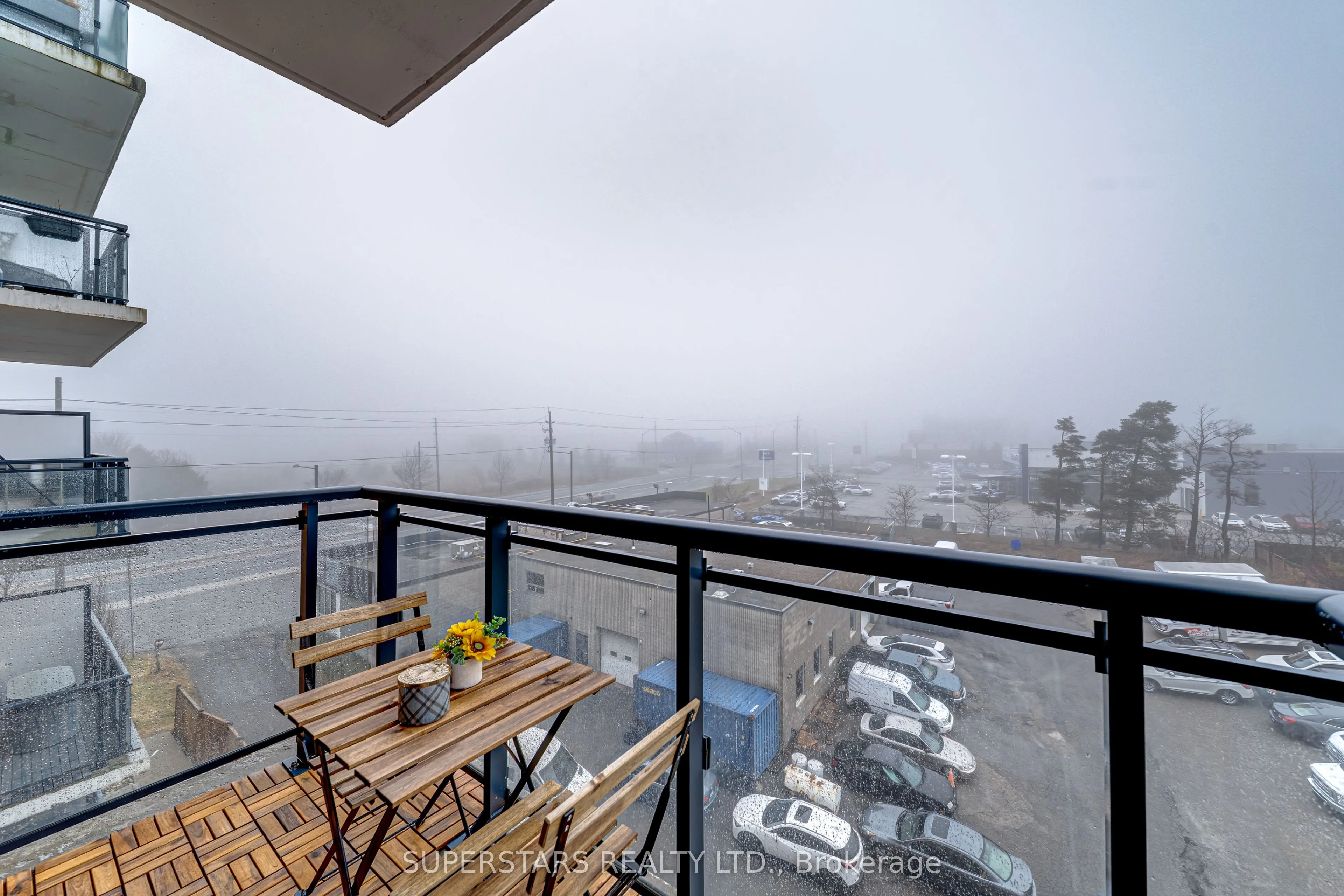 11611 Yonge Street #525