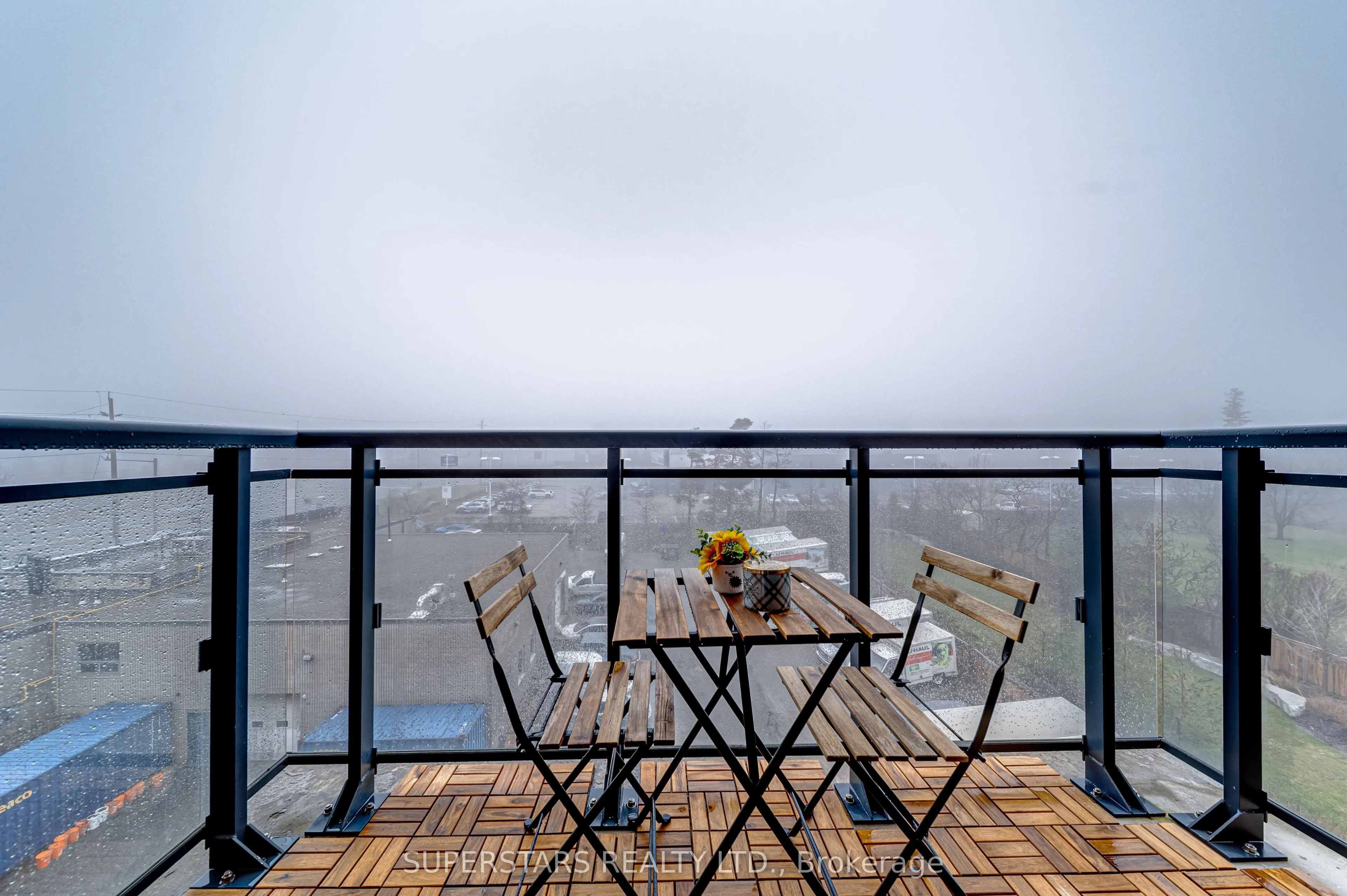 11611 Yonge Street #525