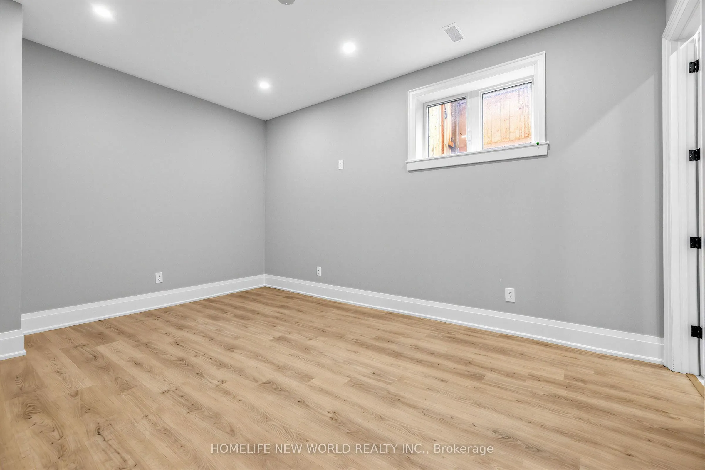 225 Sunnybrae Avenue