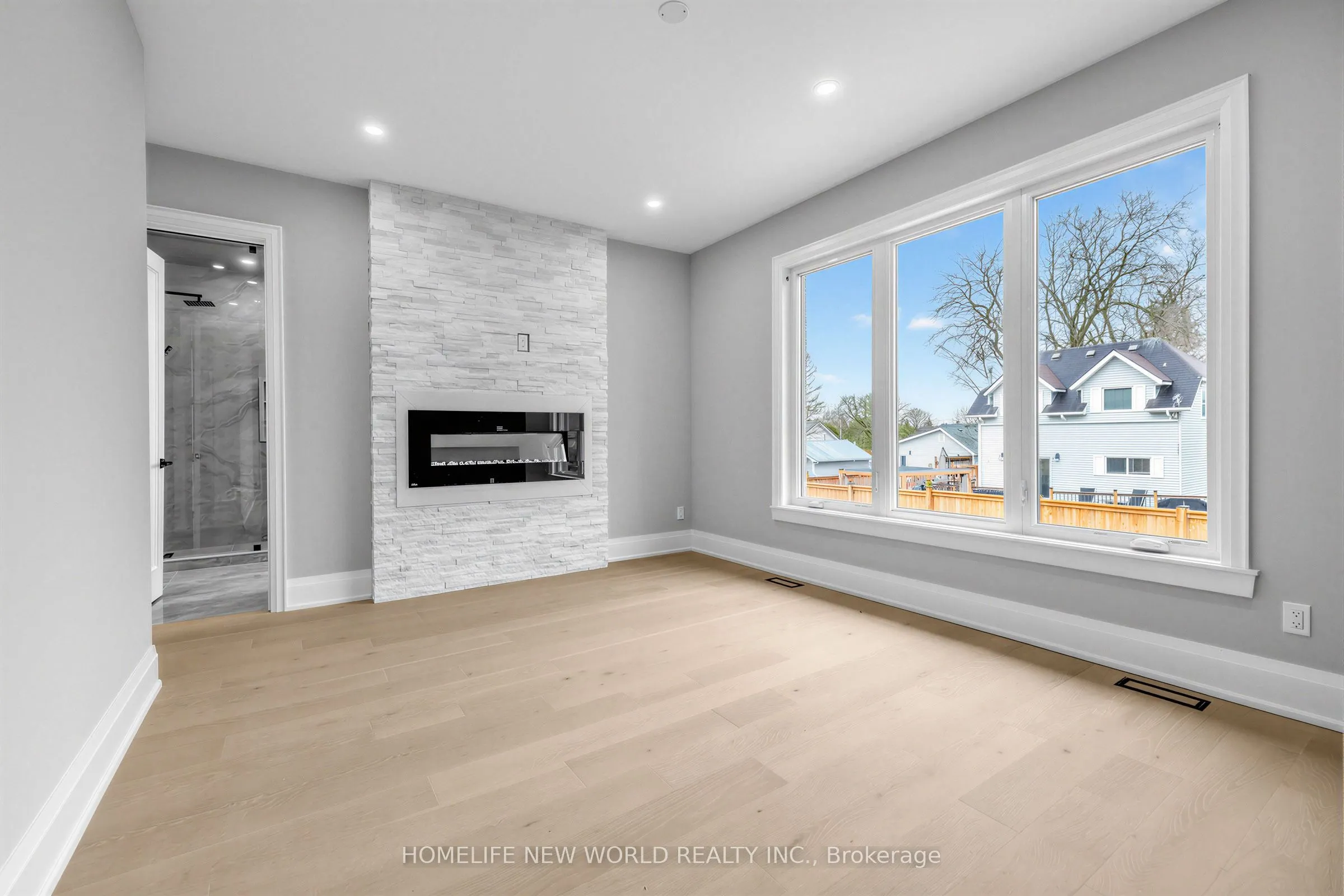 225 Sunnybrae Avenue