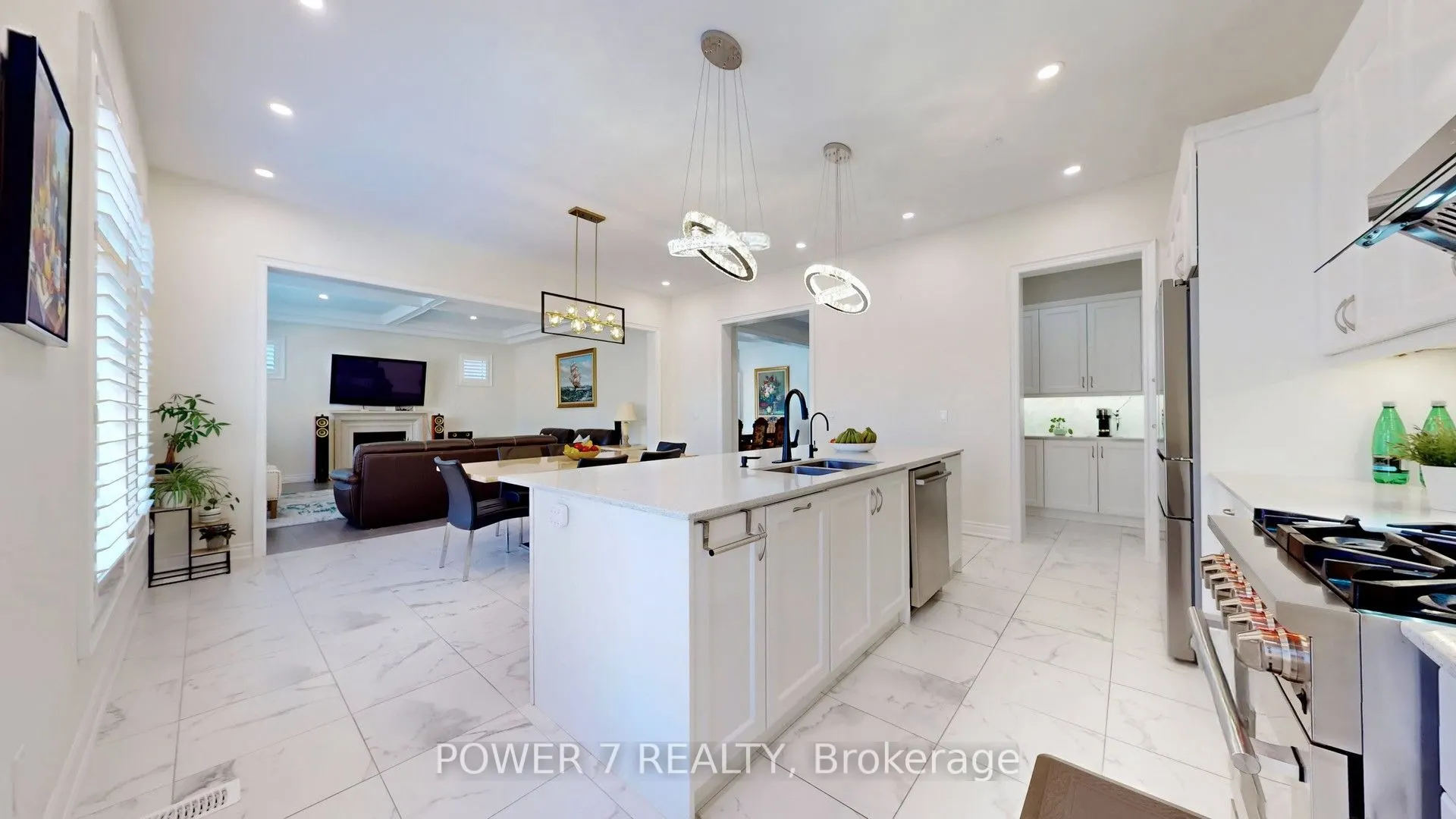 27 Joiner Circle