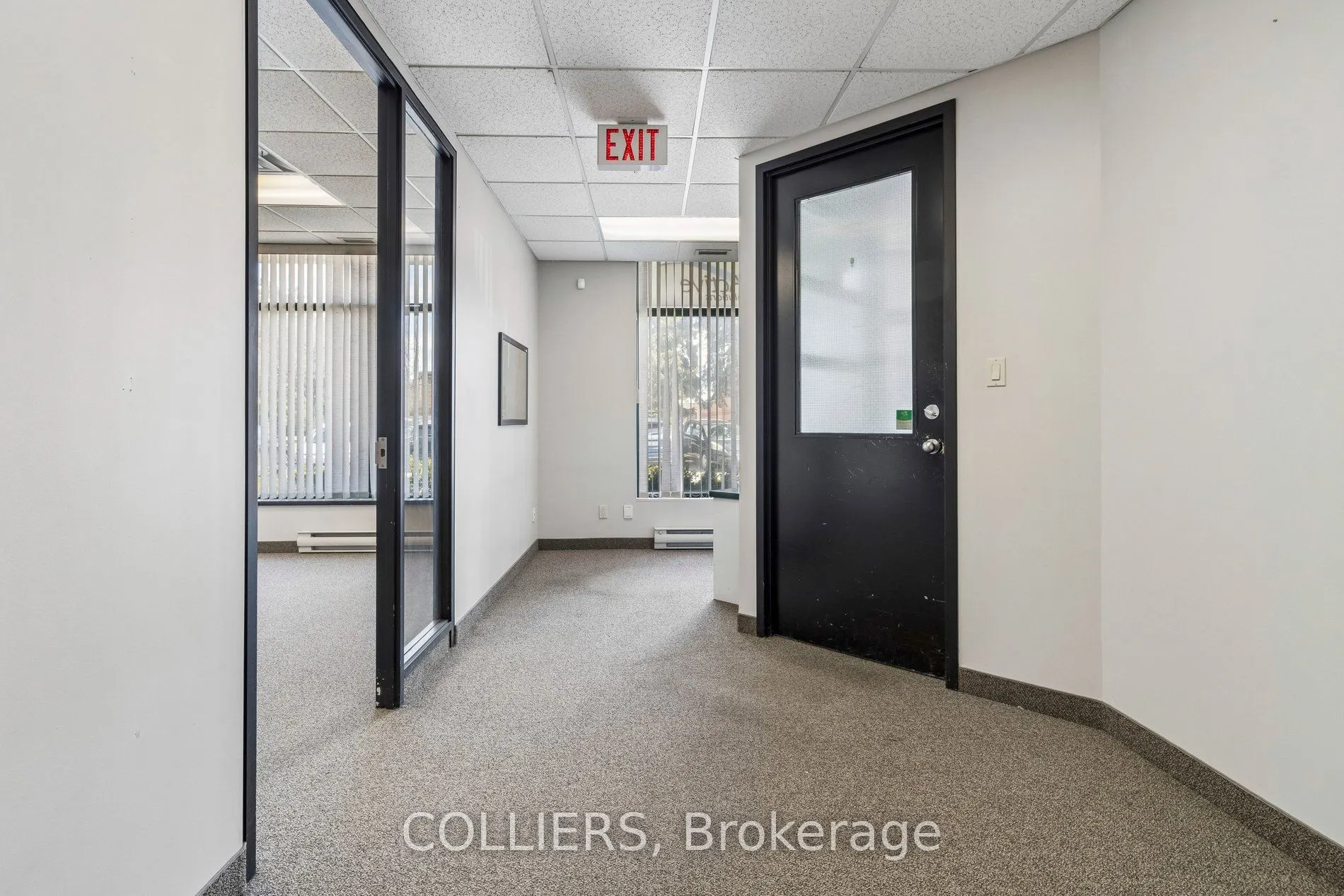242 Applewood Crescent #10