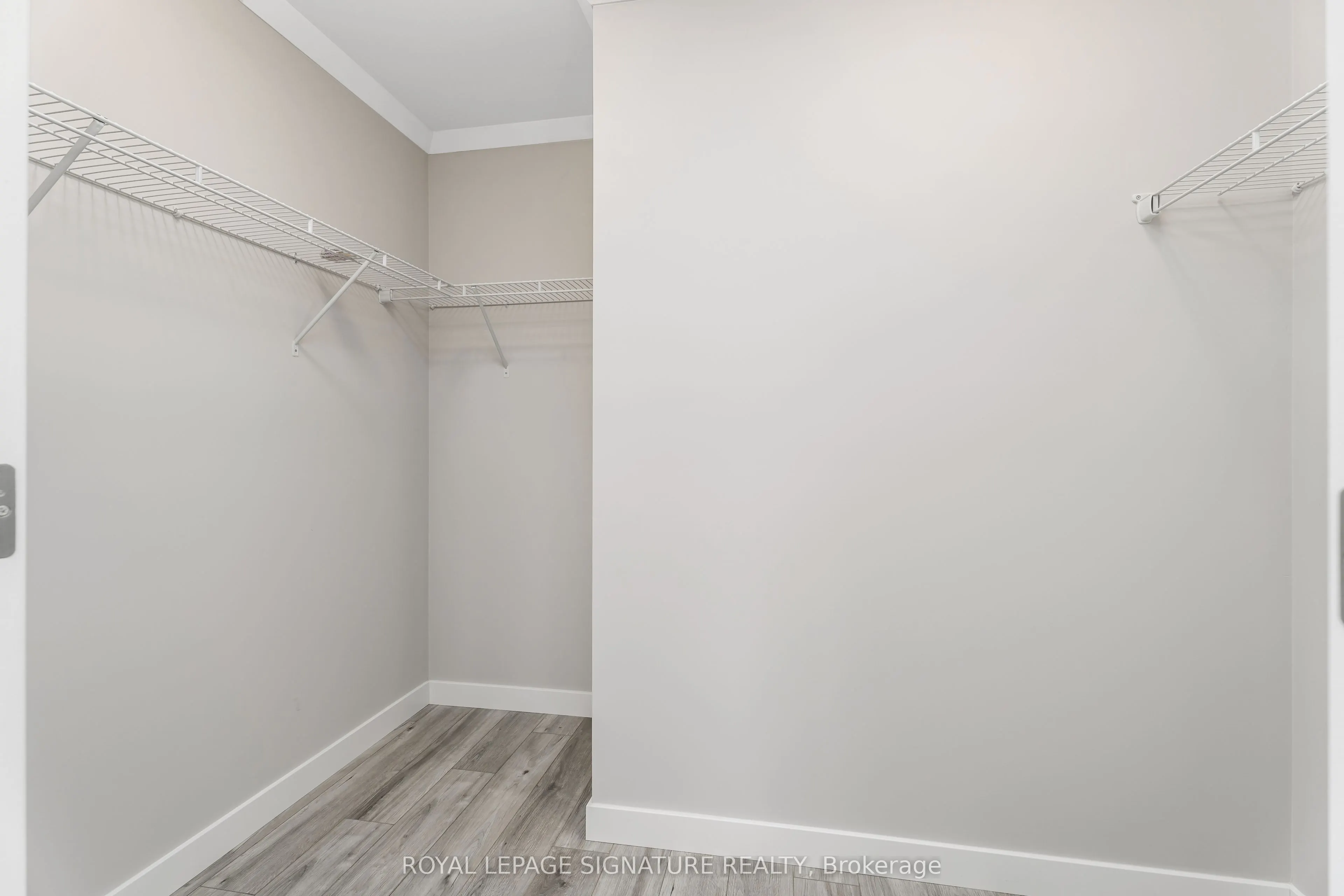 16 Briarwood Place
