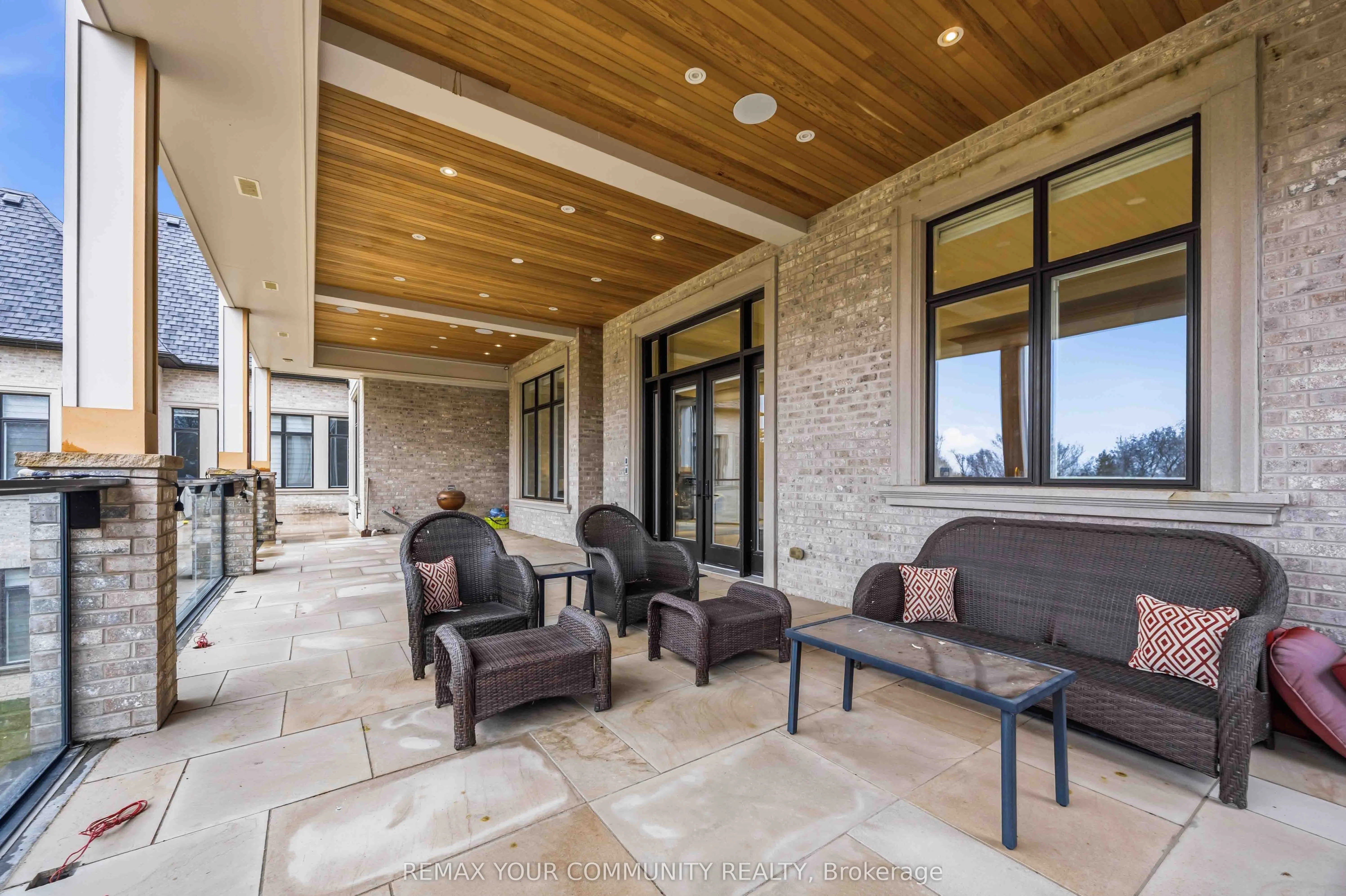 76 Cedar Ridge Road