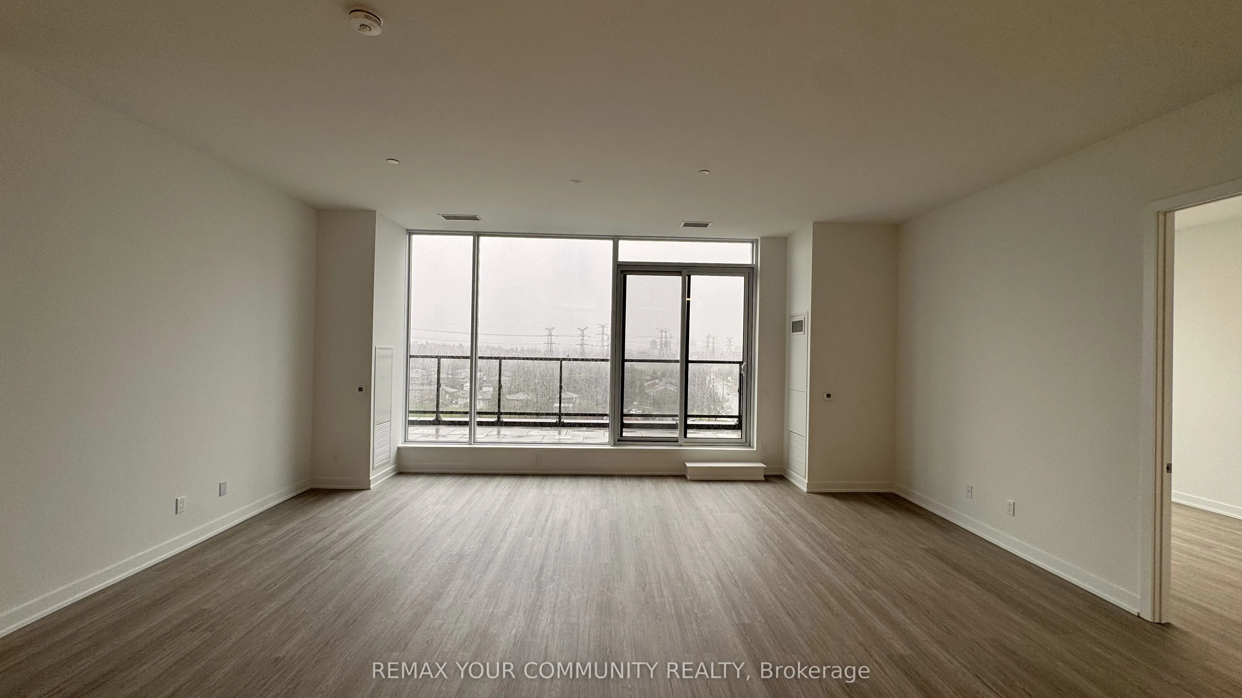 8188 Yonge Street #1004