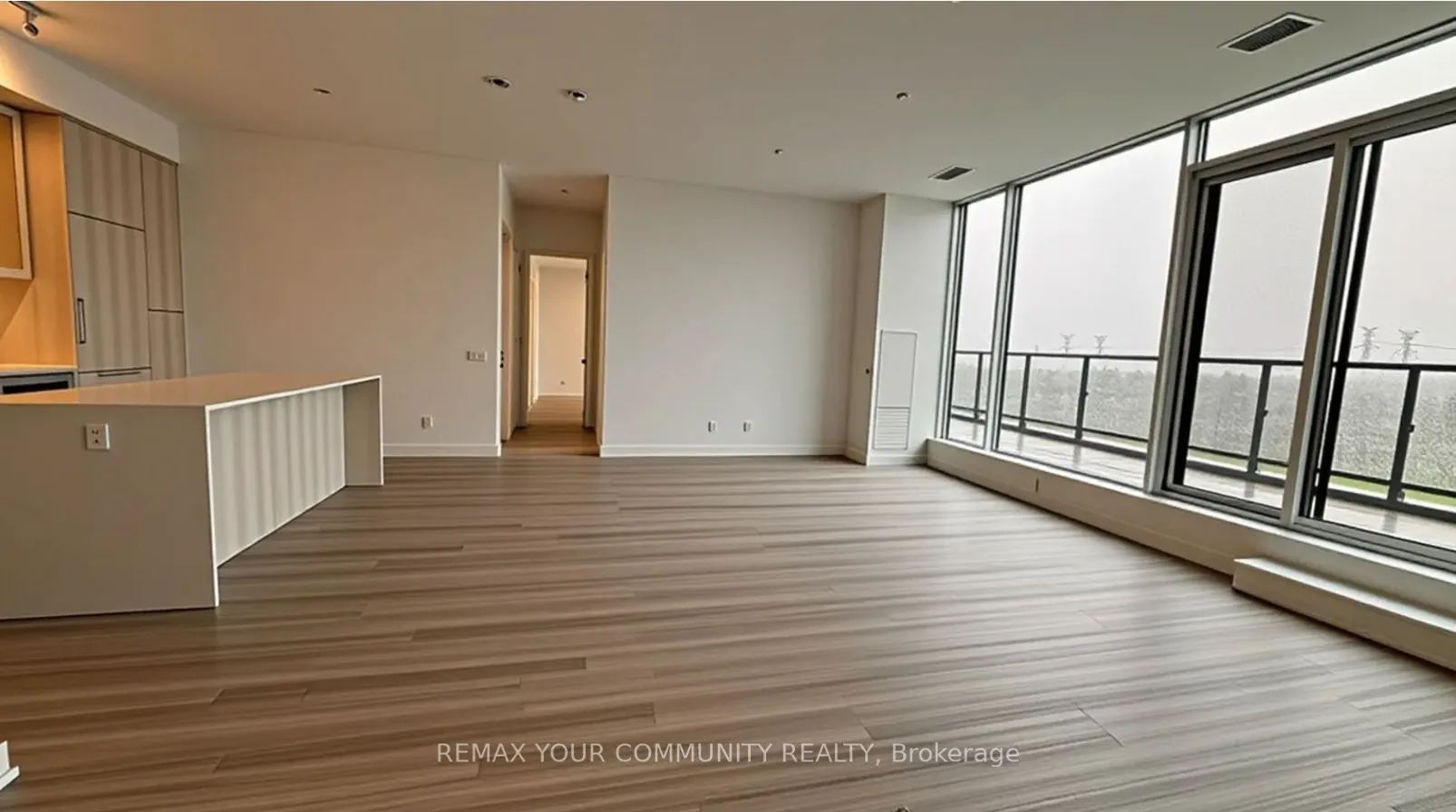 8188 Yonge Street #1004