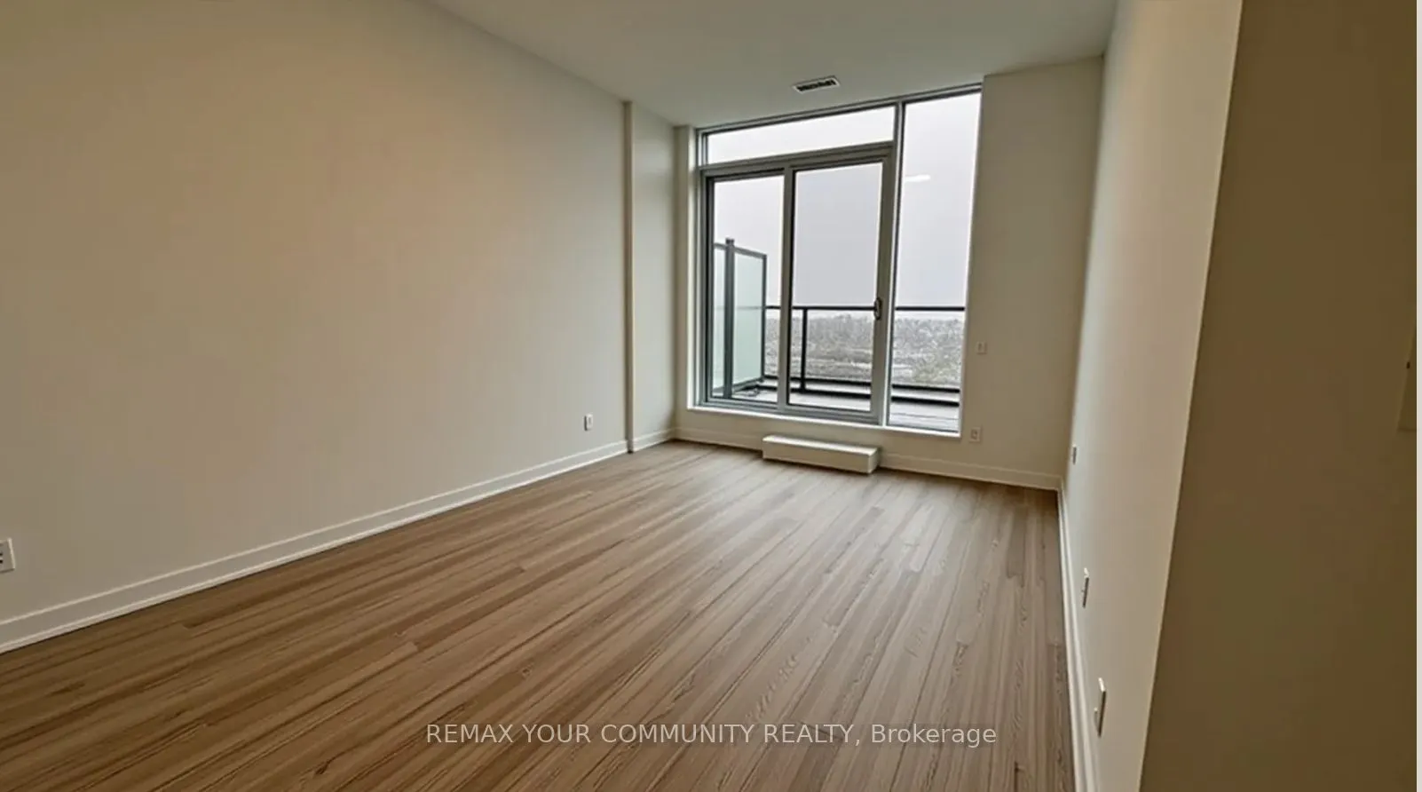 8188 Yonge Street #1004
