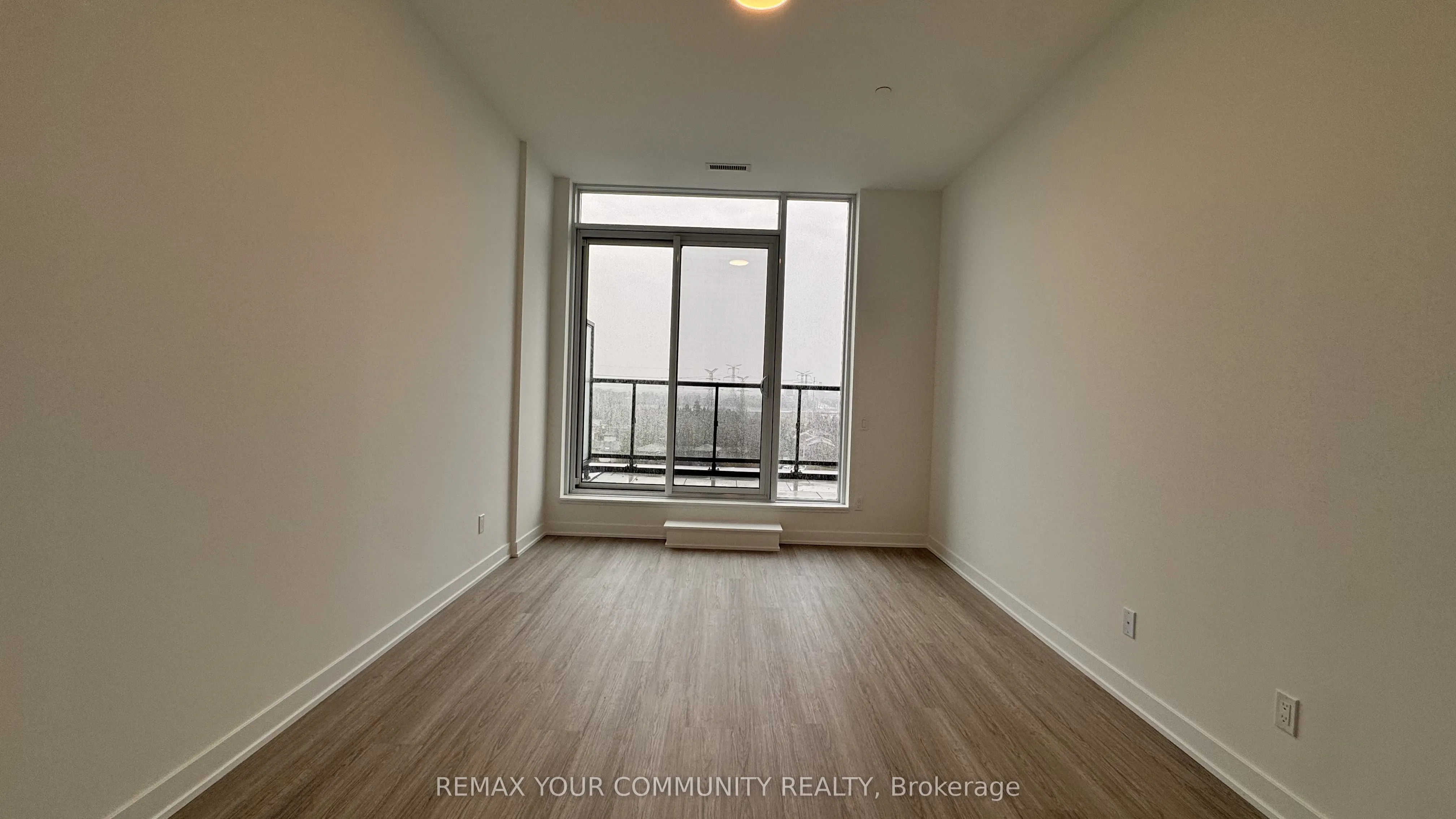 8188 Yonge Street #1004