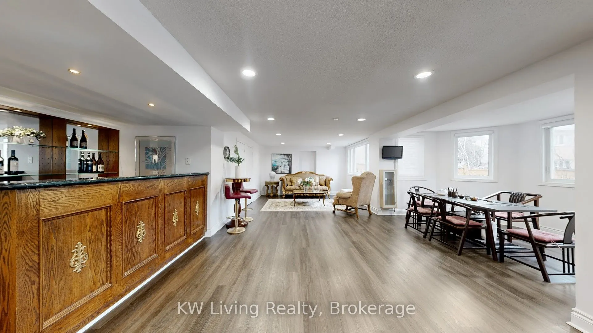 19 Spadina Road