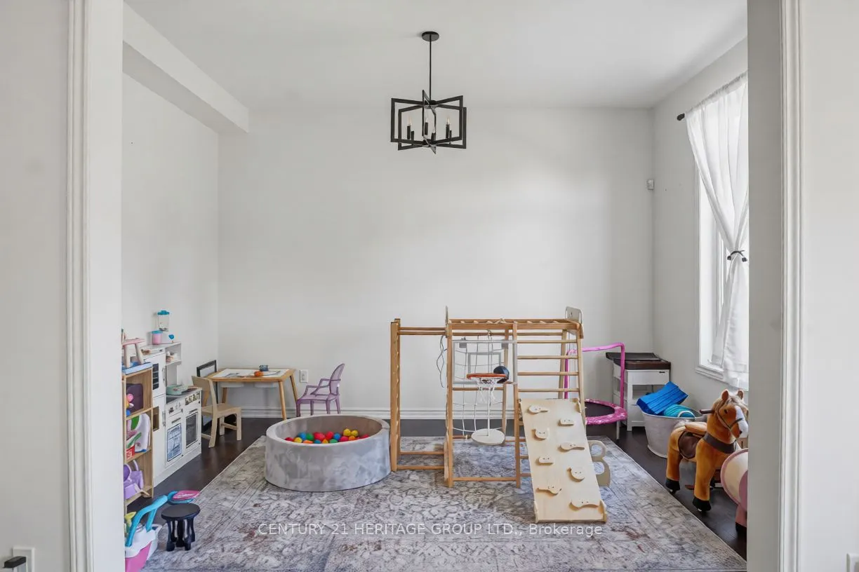 27 Orchid Crescent