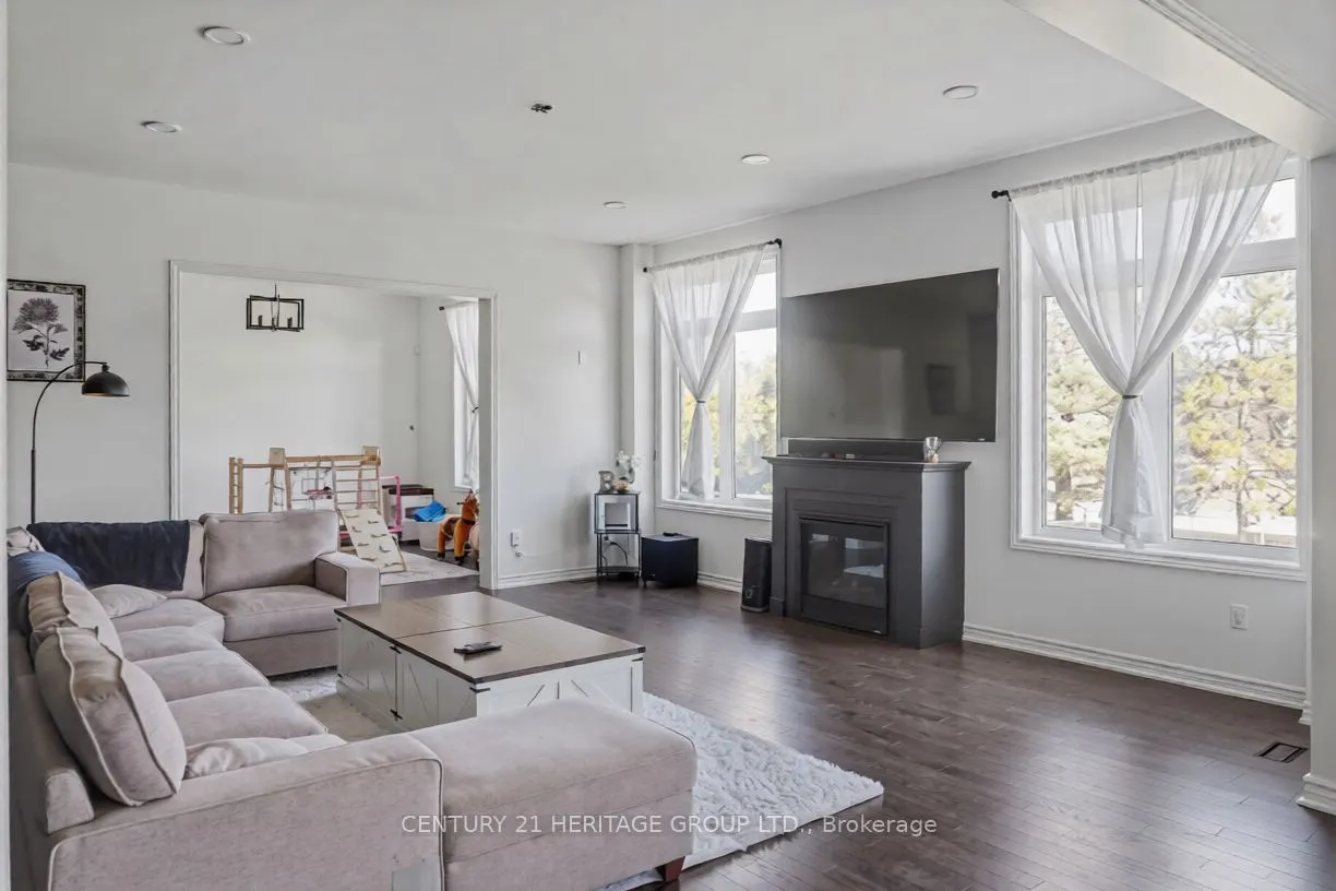 27 Orchid Crescent