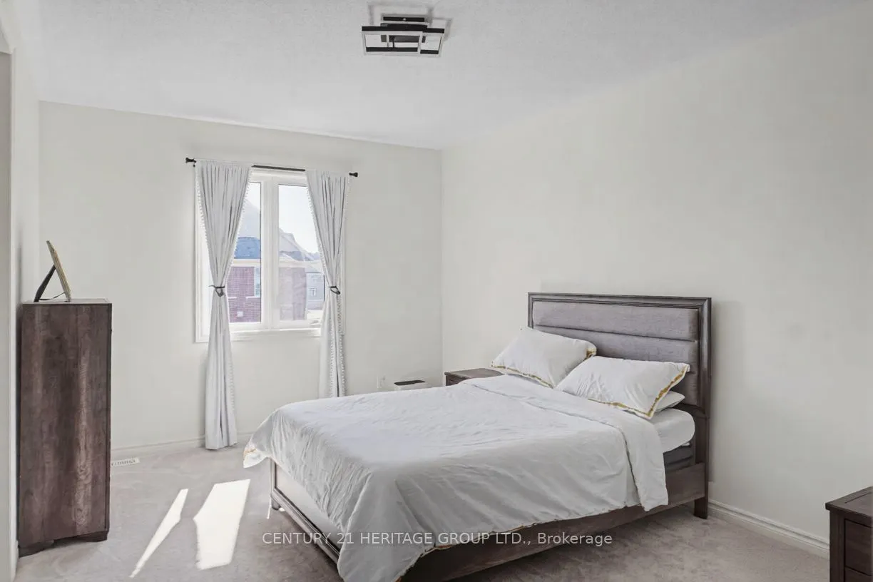 27 Orchid Crescent