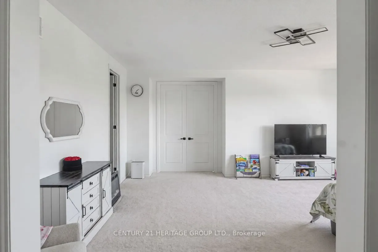27 Orchid Crescent