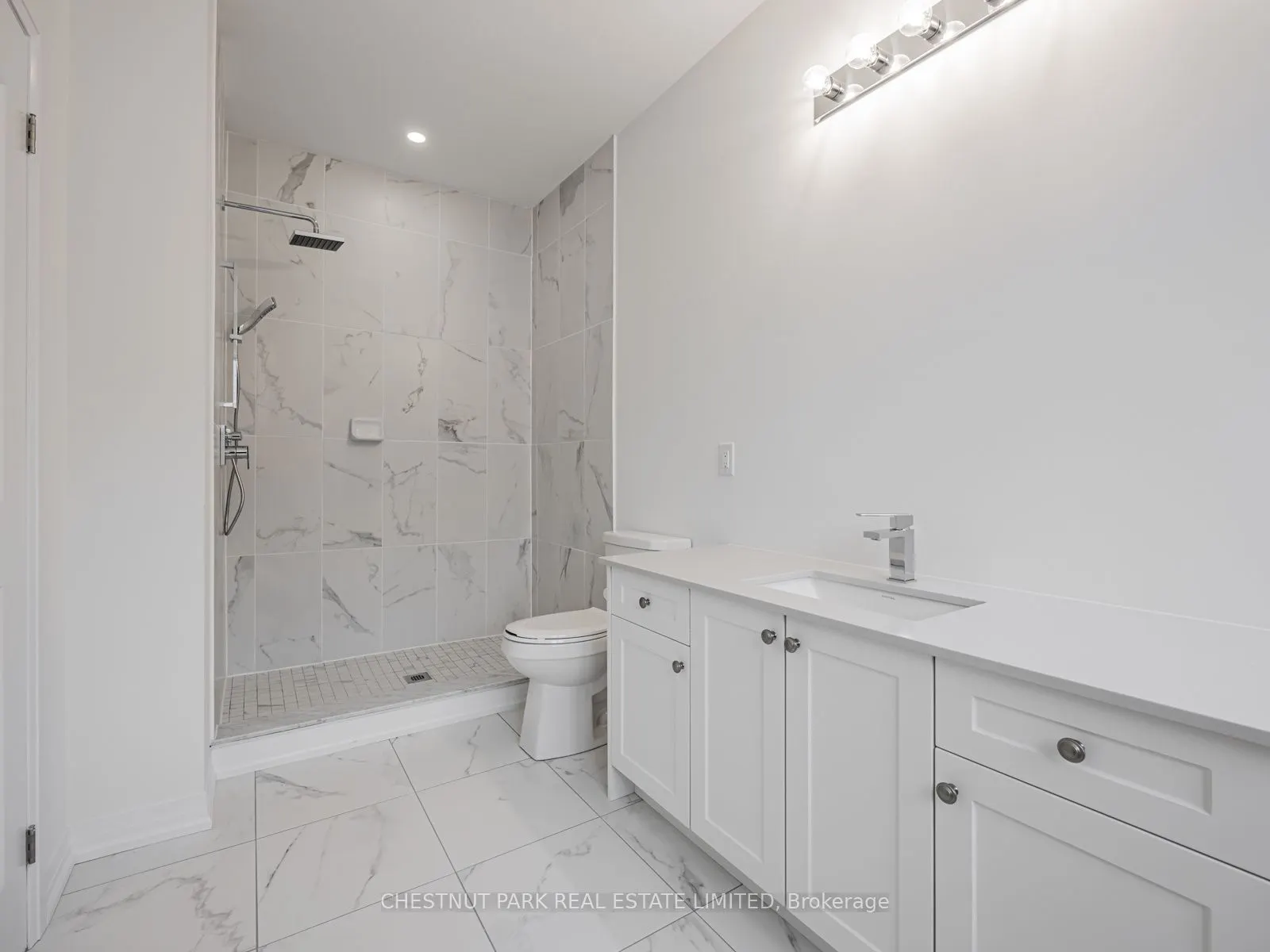 41 Robert Eaton Avenue